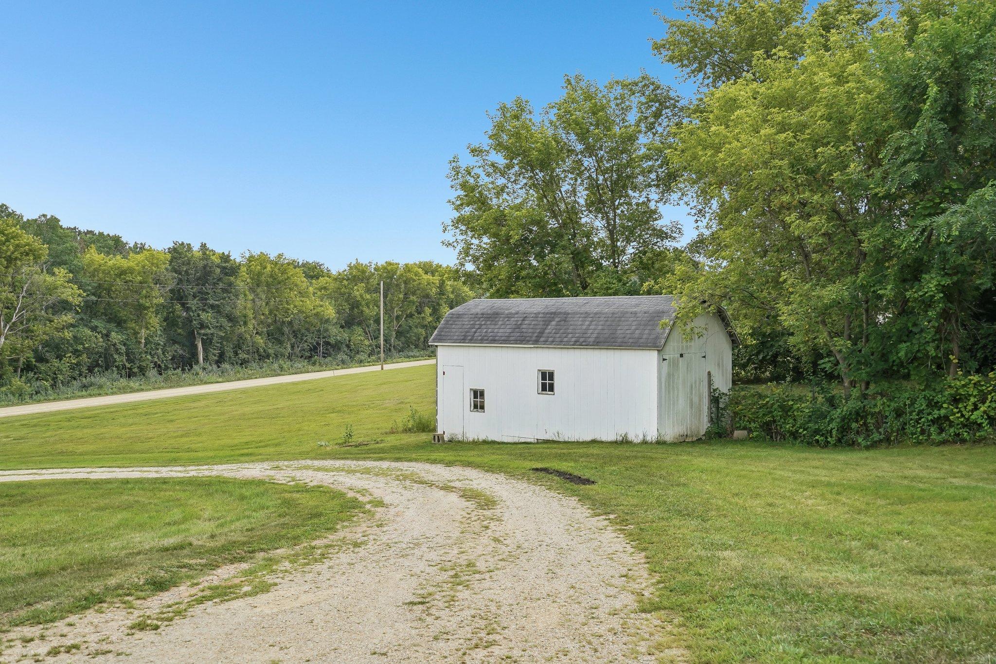 main property photo 51