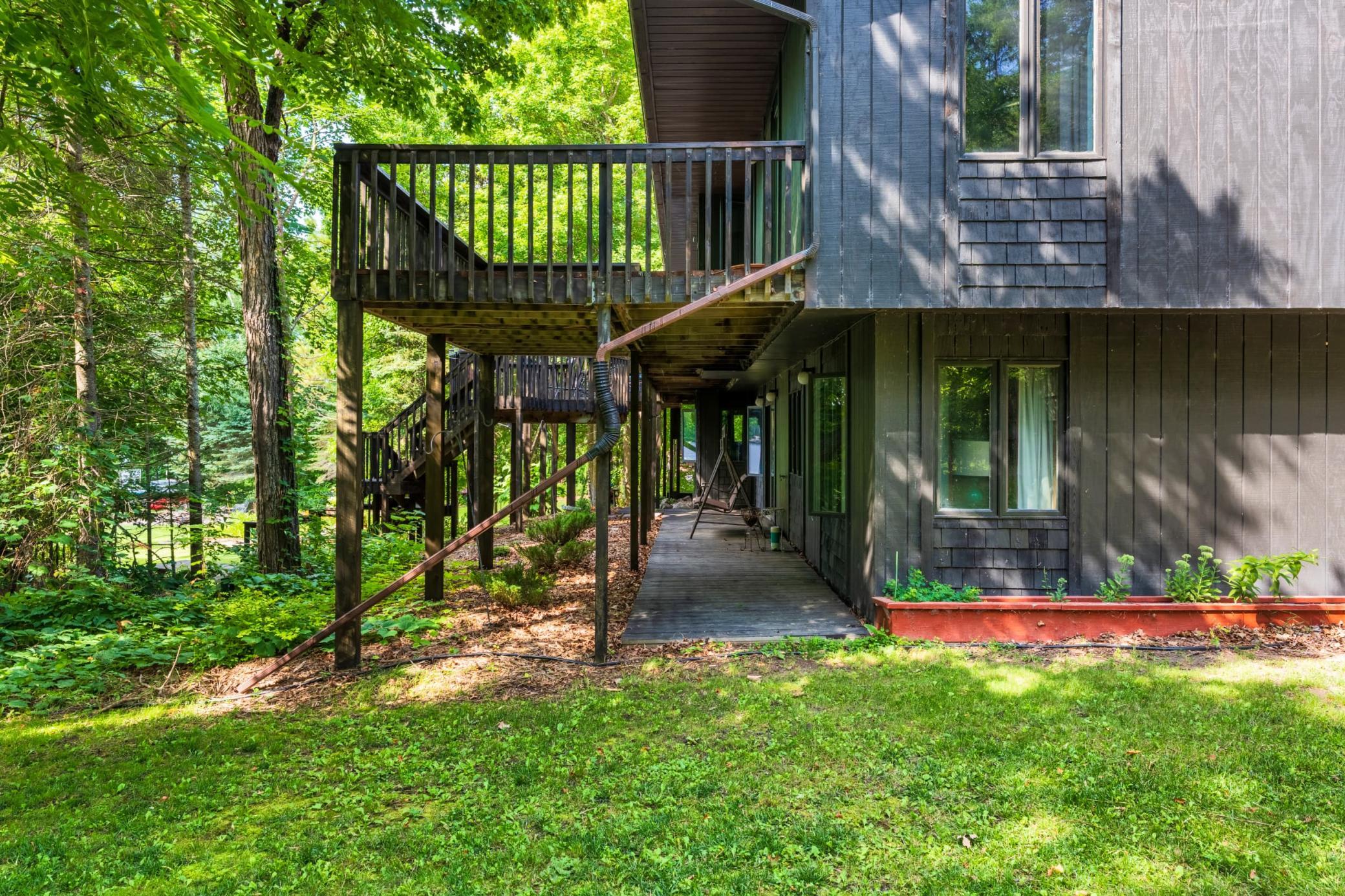 main property photo 88
