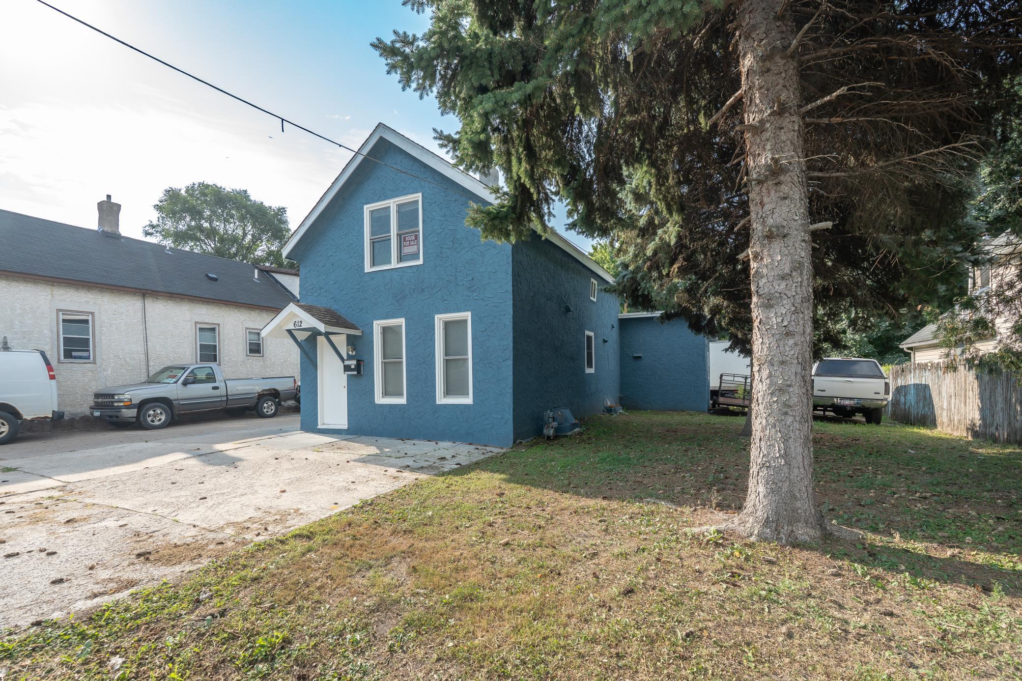 main property photo 36