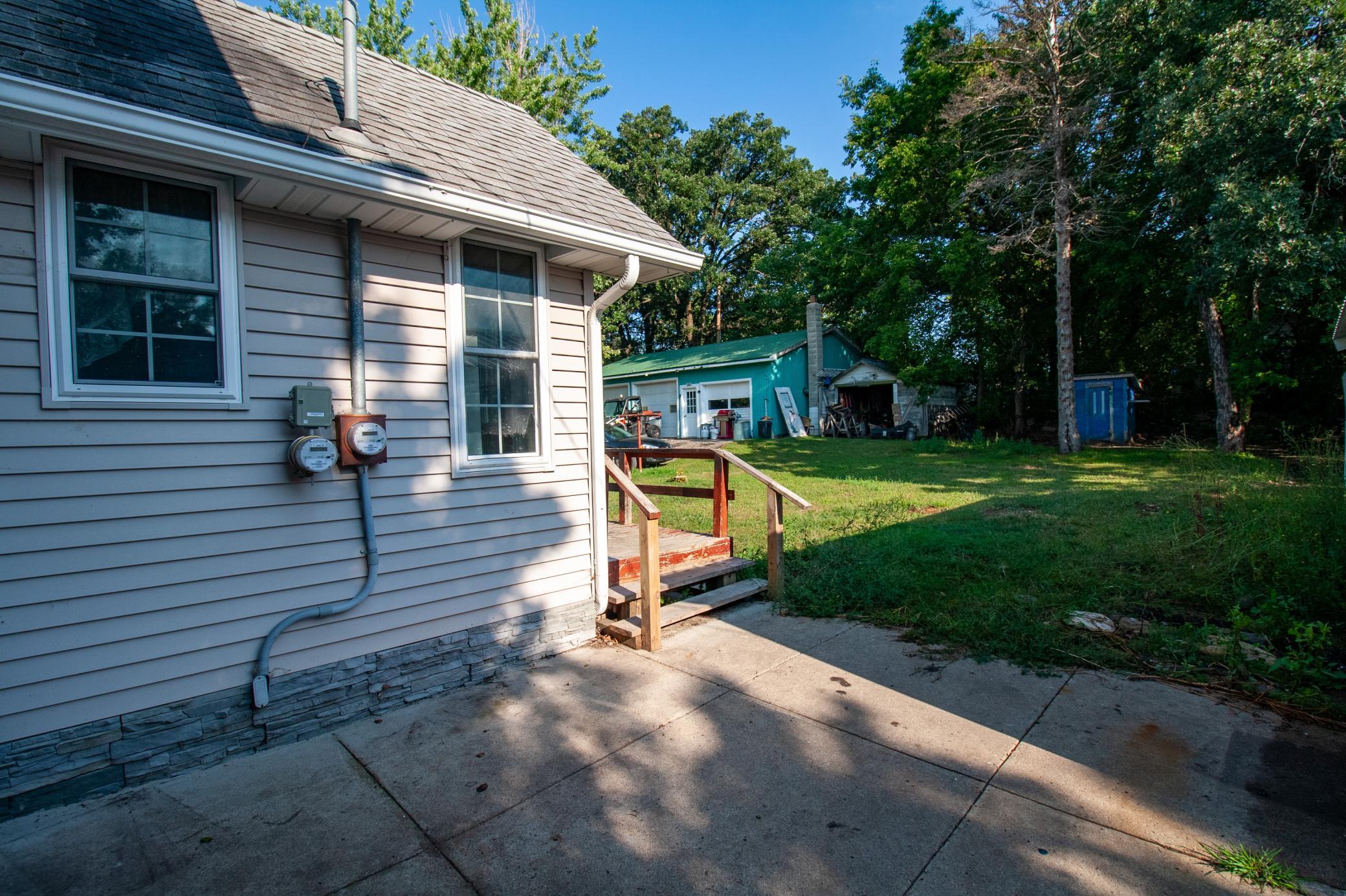 main property photo 45