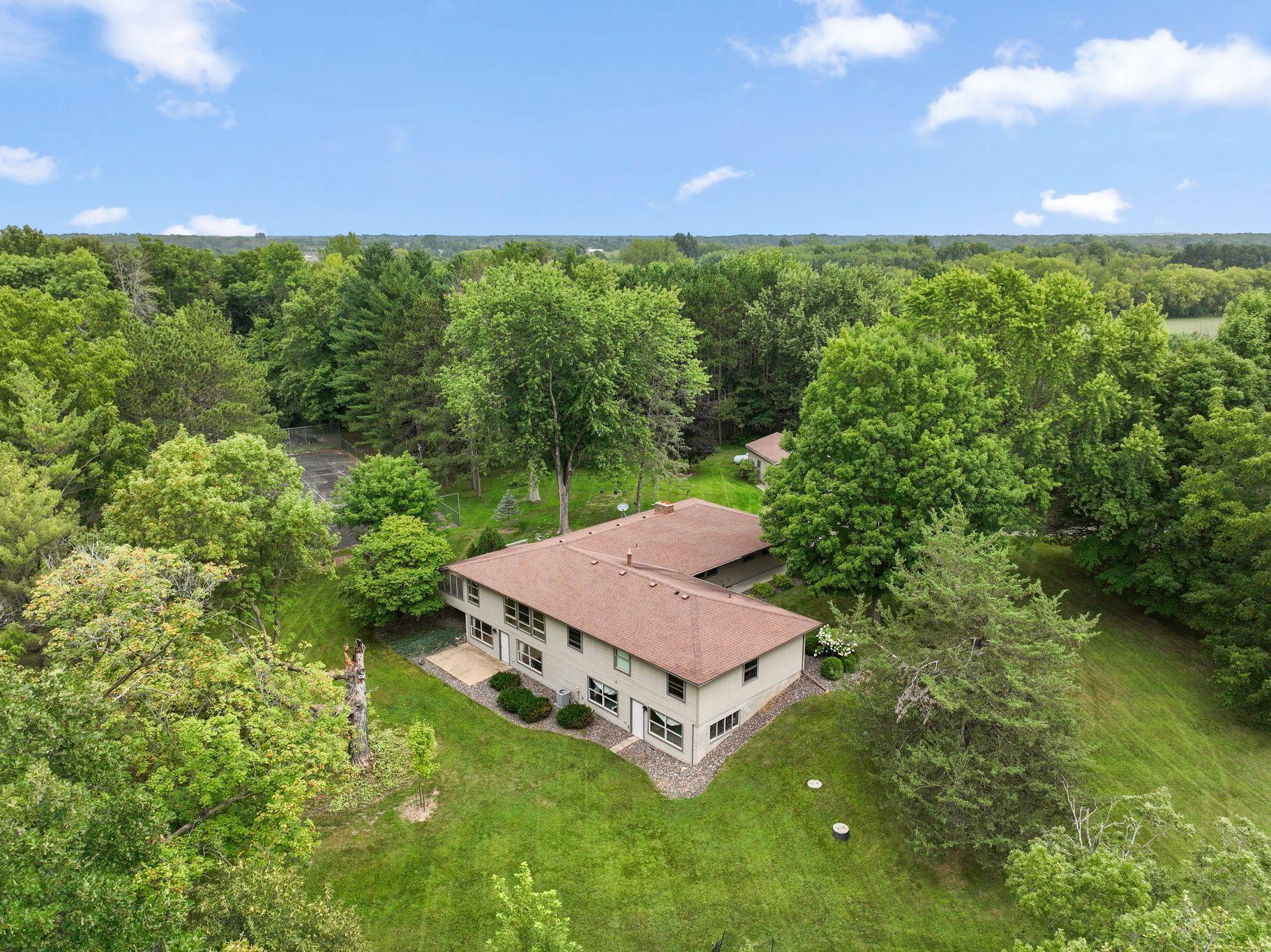 main property photo 13