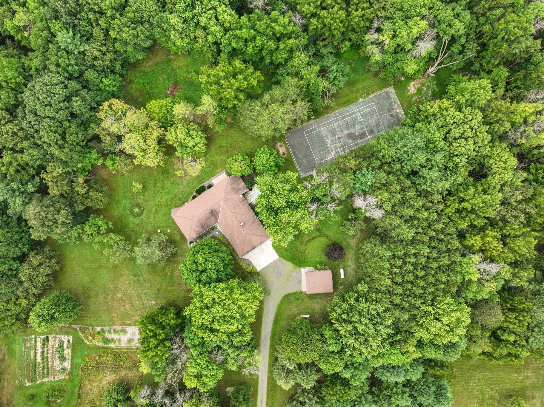 main property photo 22