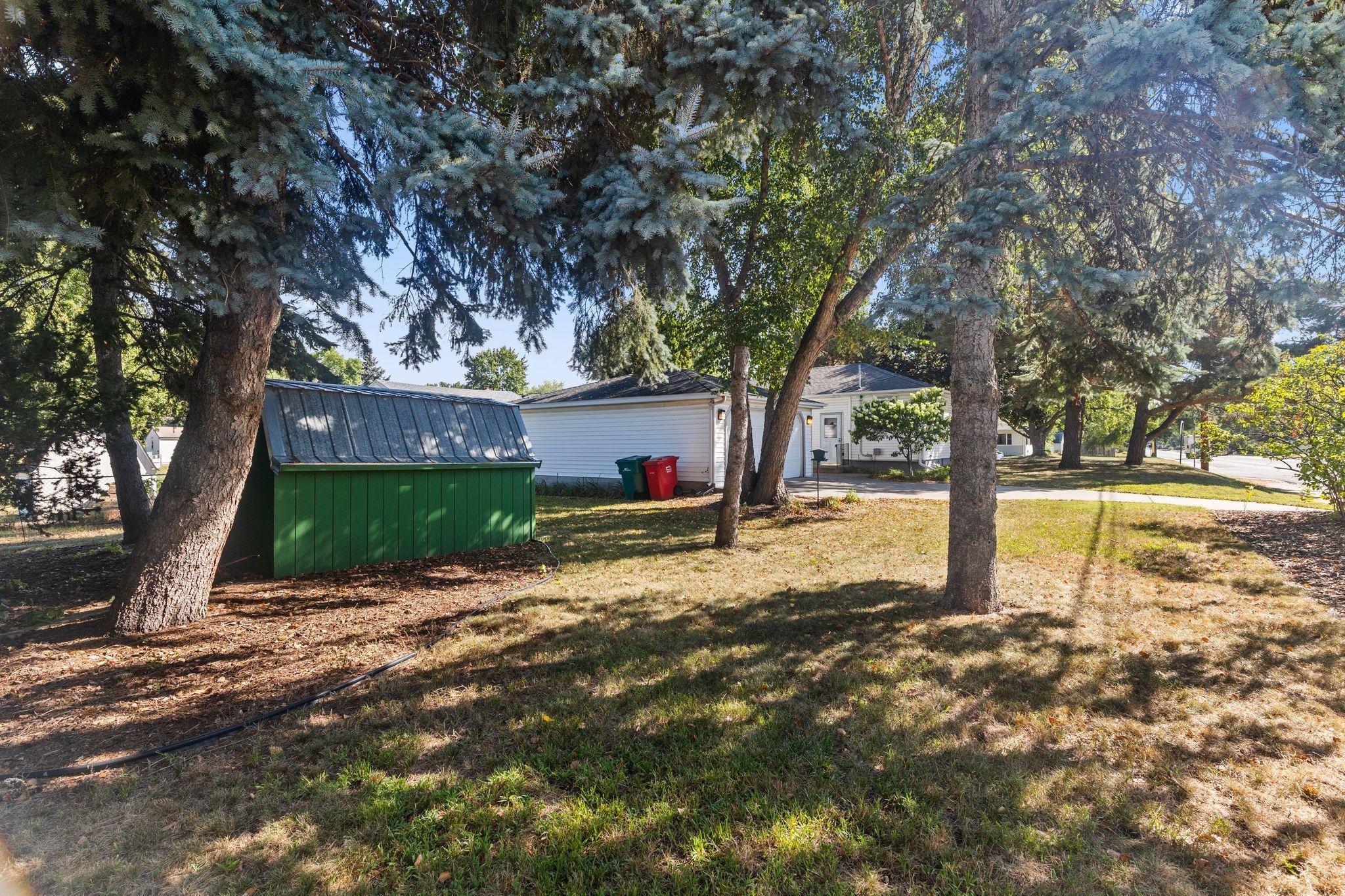 main property photo 17