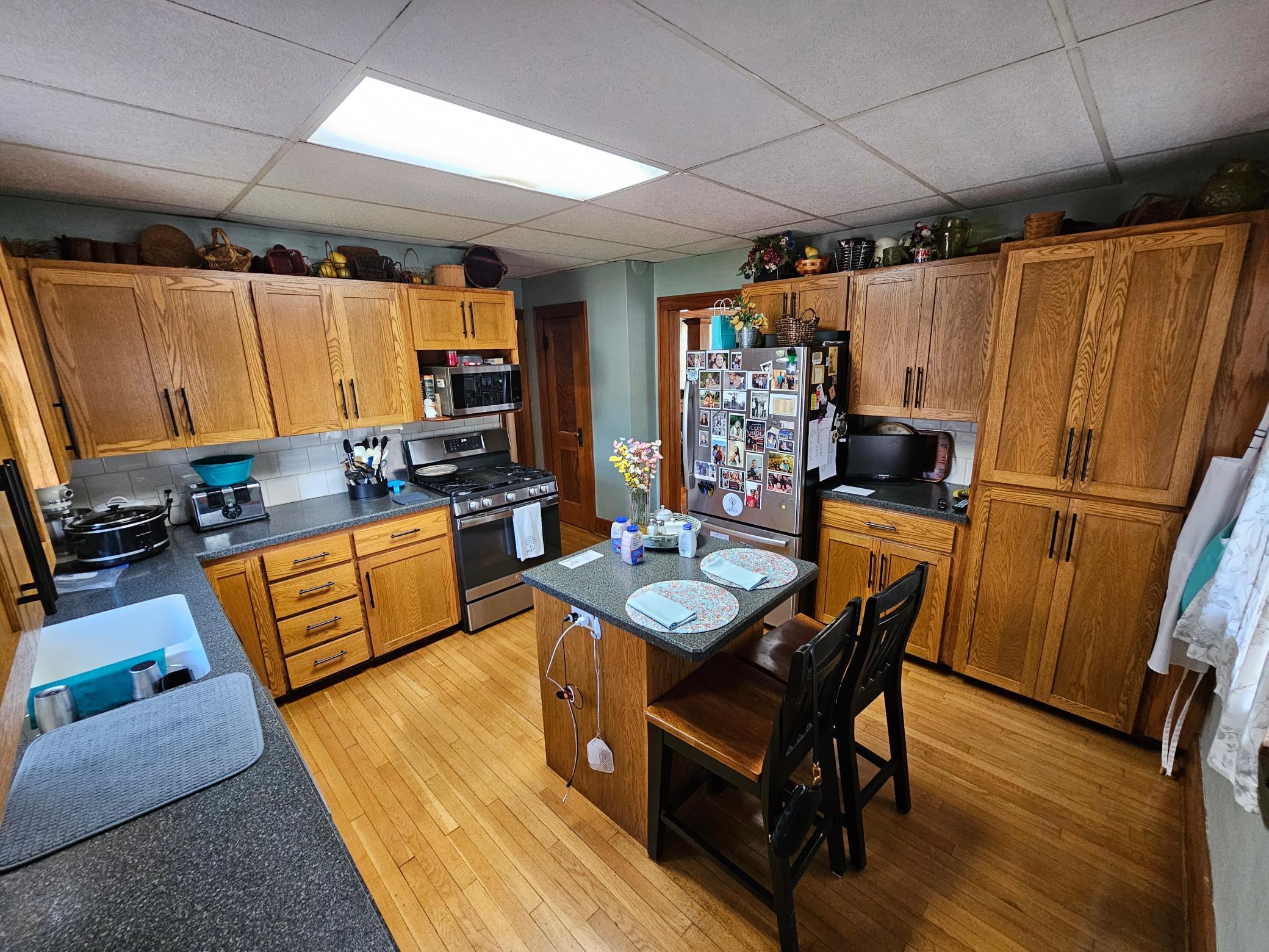 main property photo 11