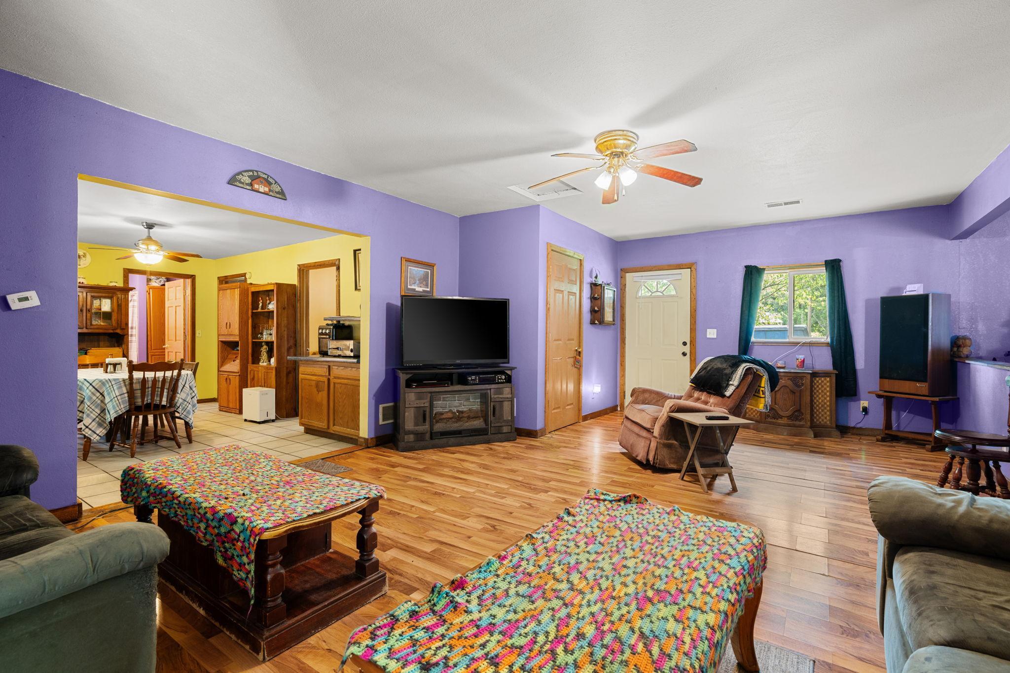 main property photo 7