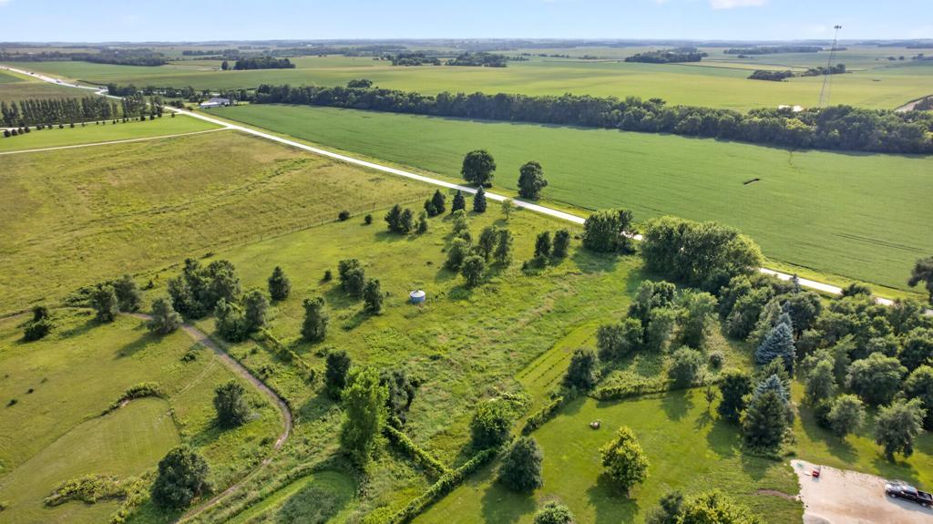 main property photo 15