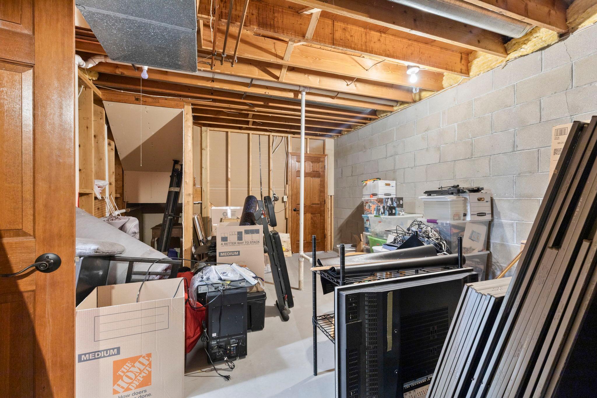 main property photo 68