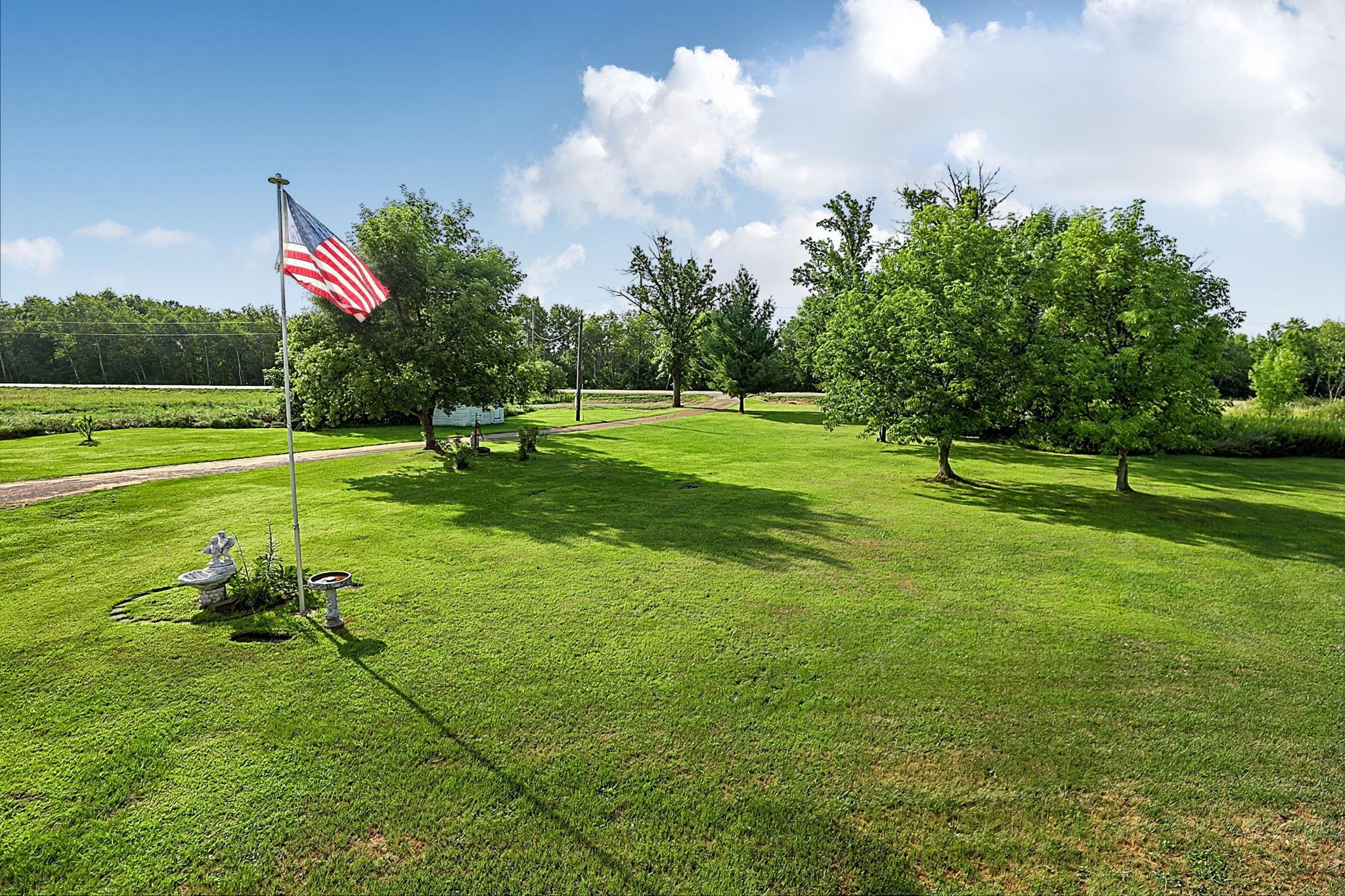 main property photo 25