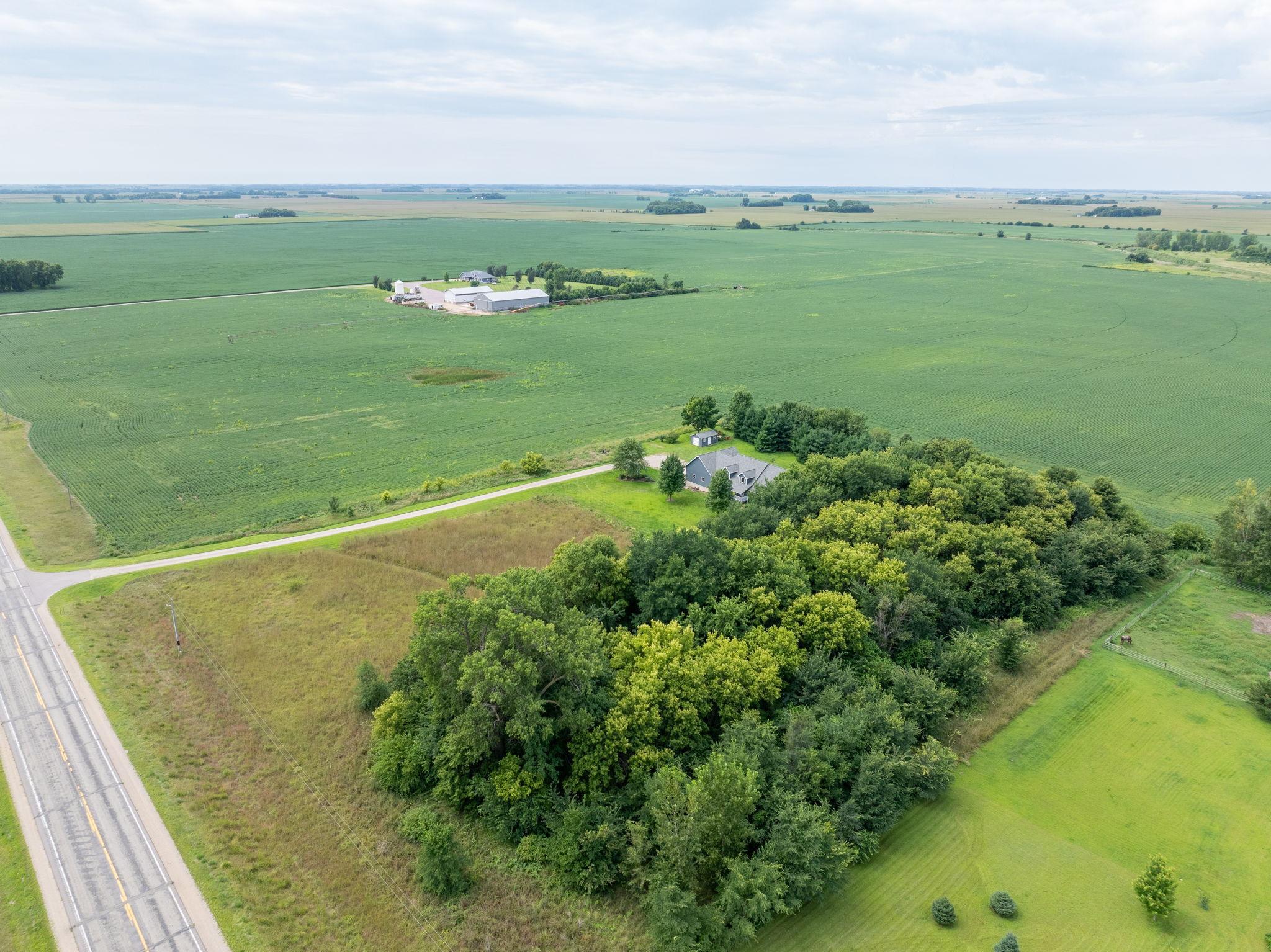 main property photo 75