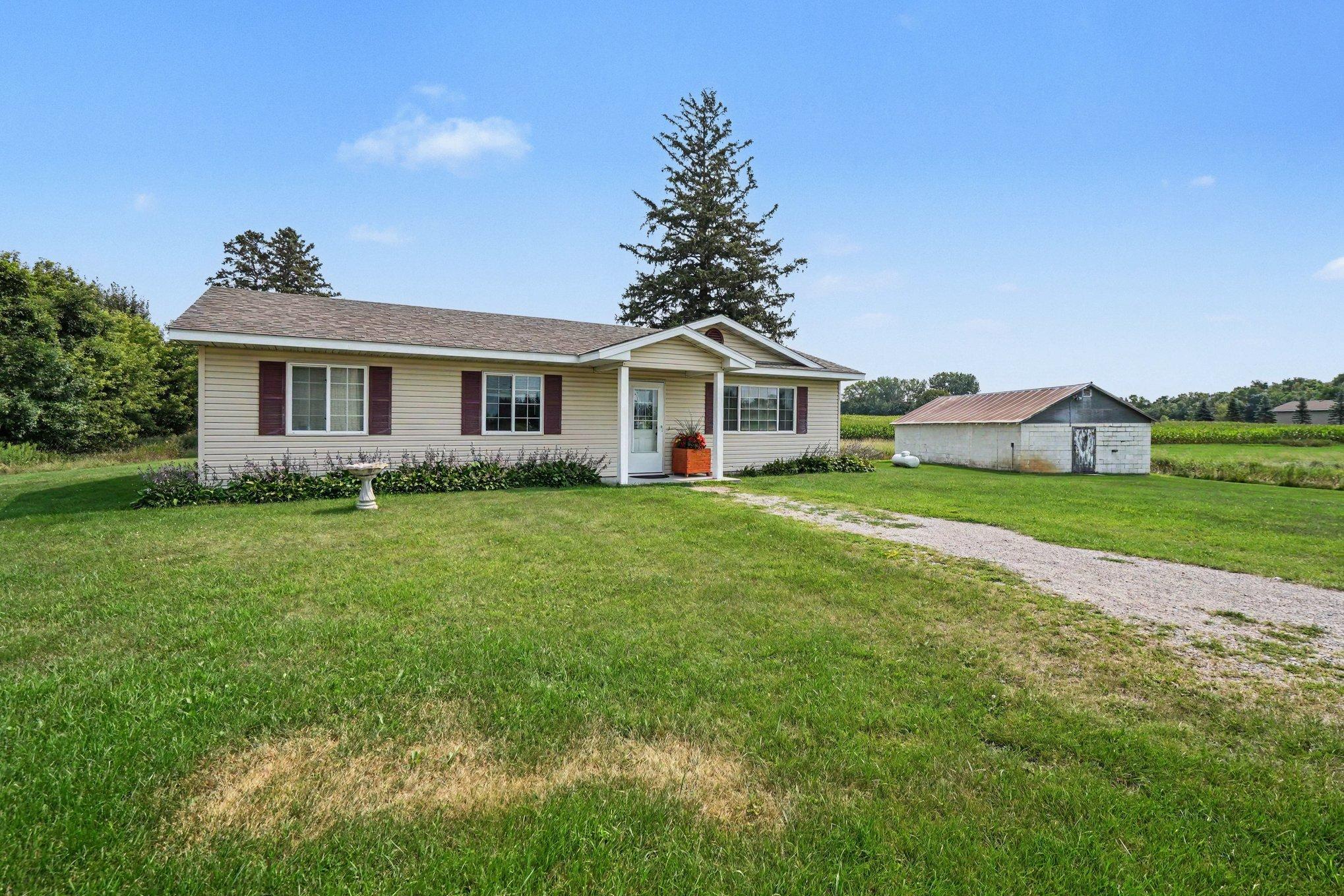 main property photo 22