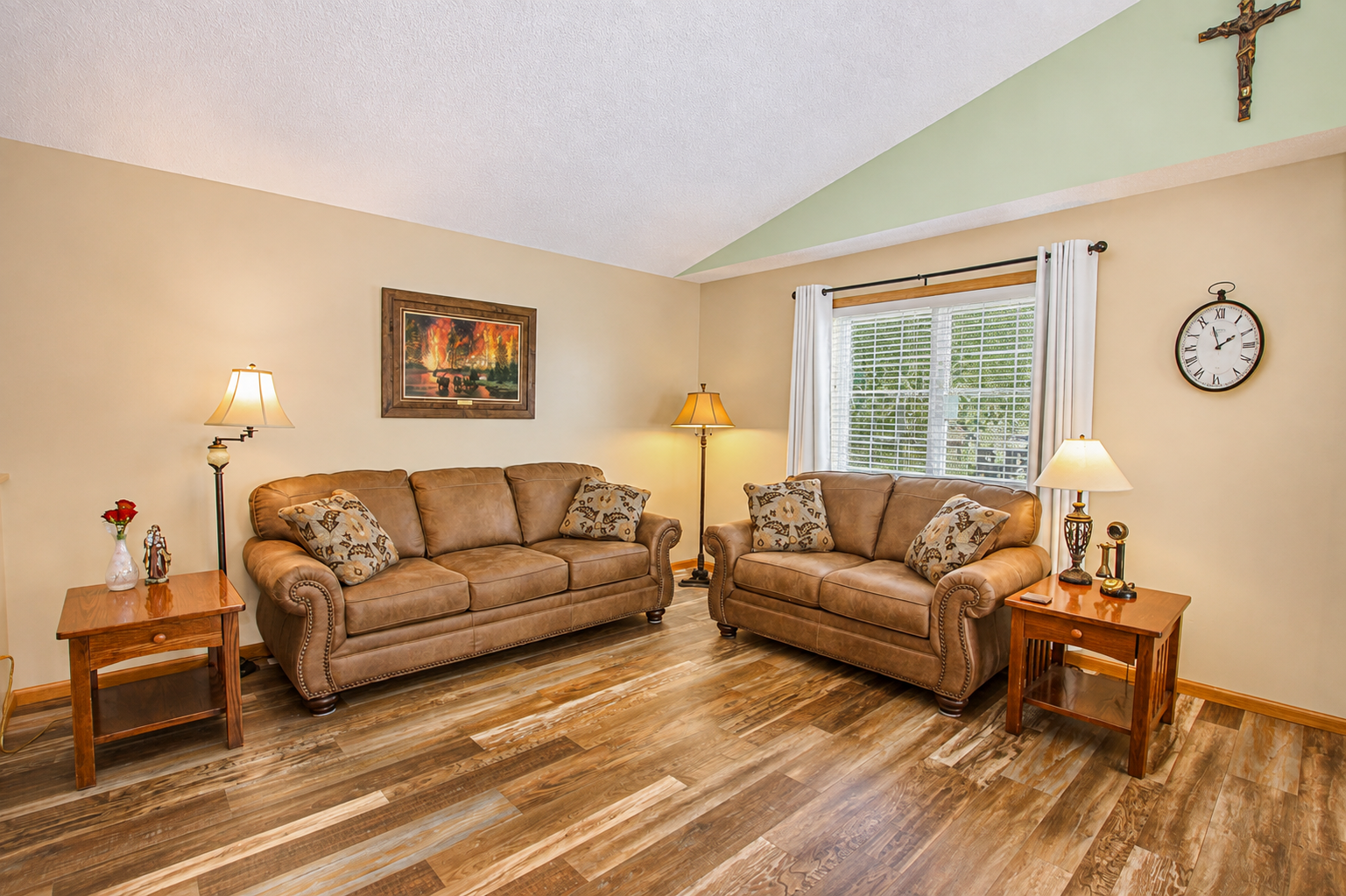 main property photo 26