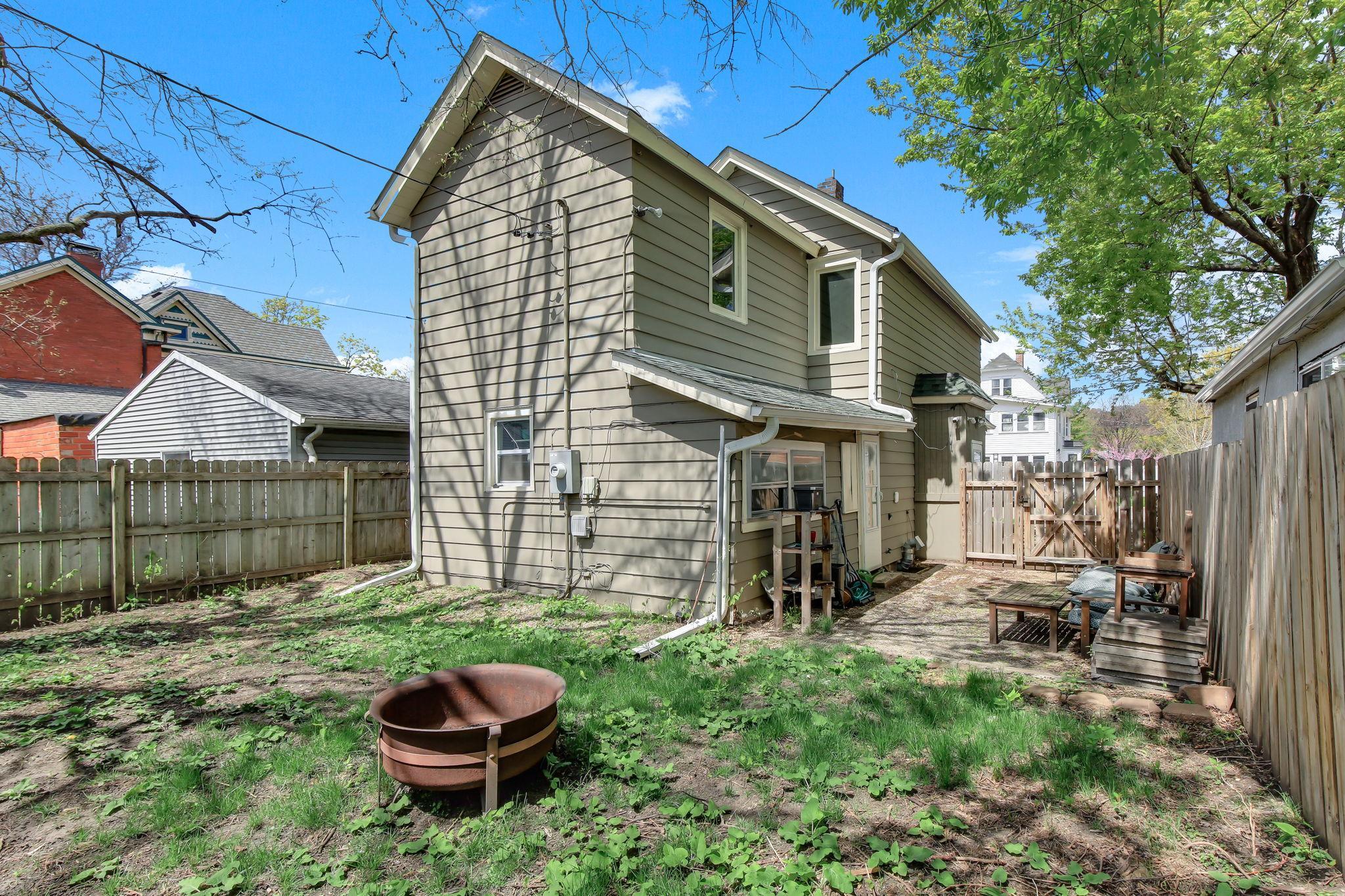 main property photo 22