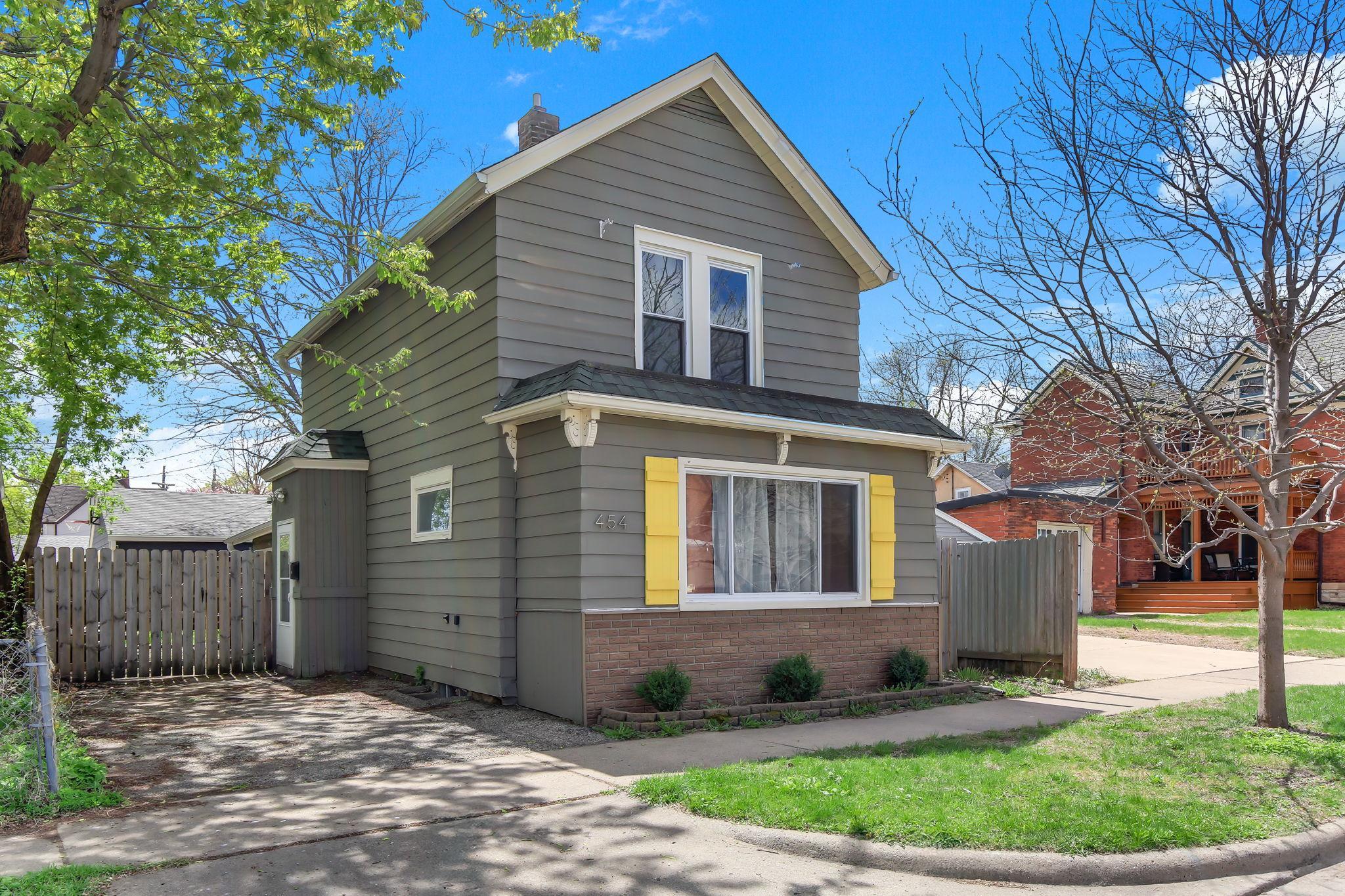 main property photo 24