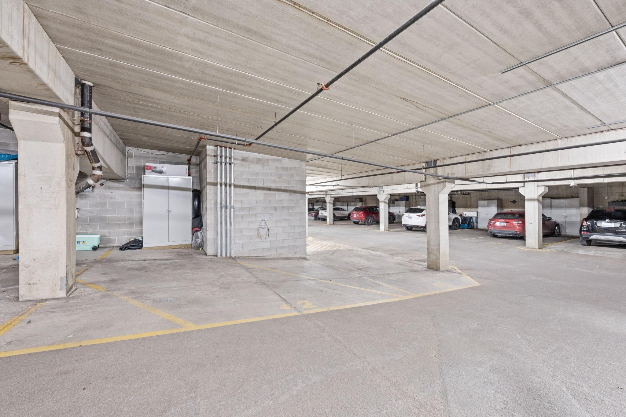 main property photo 40