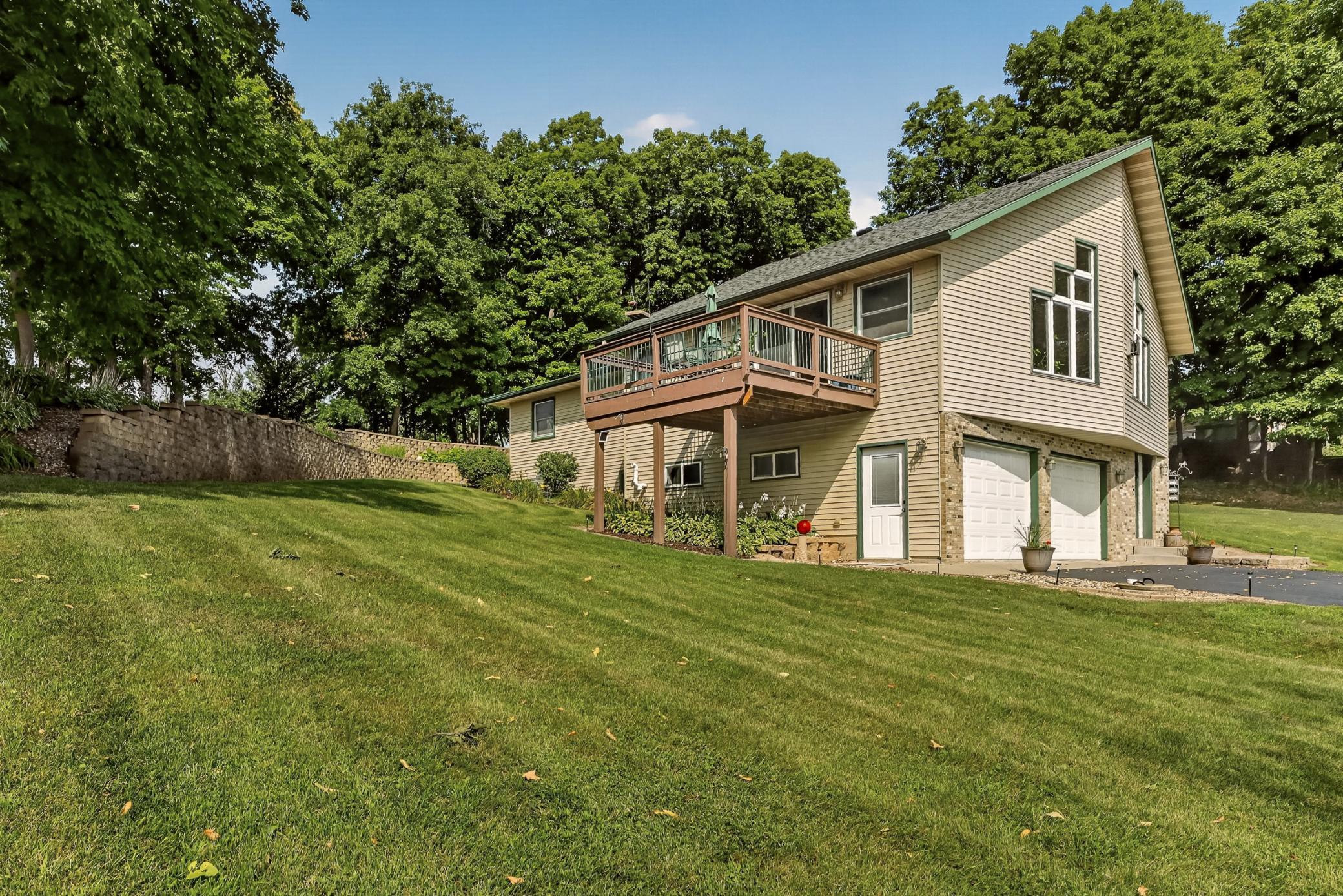 main property photo 3