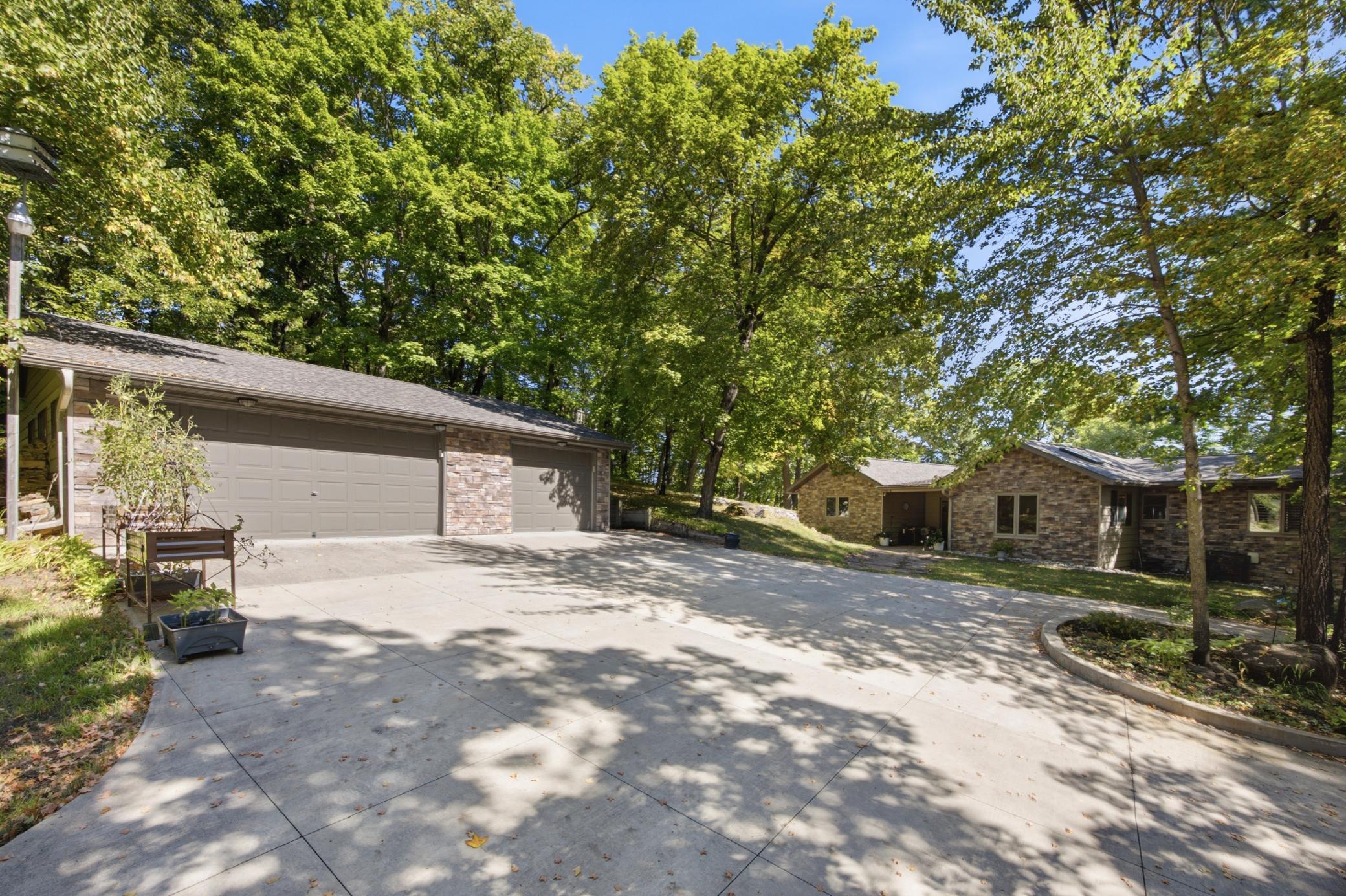 main property photo 65