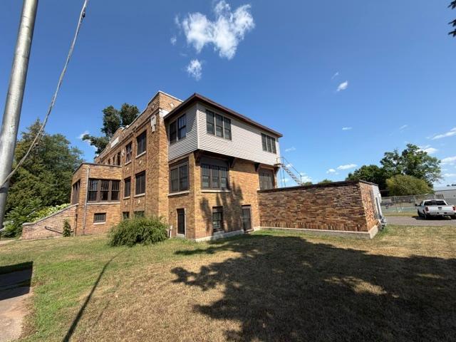 main property photo 4
