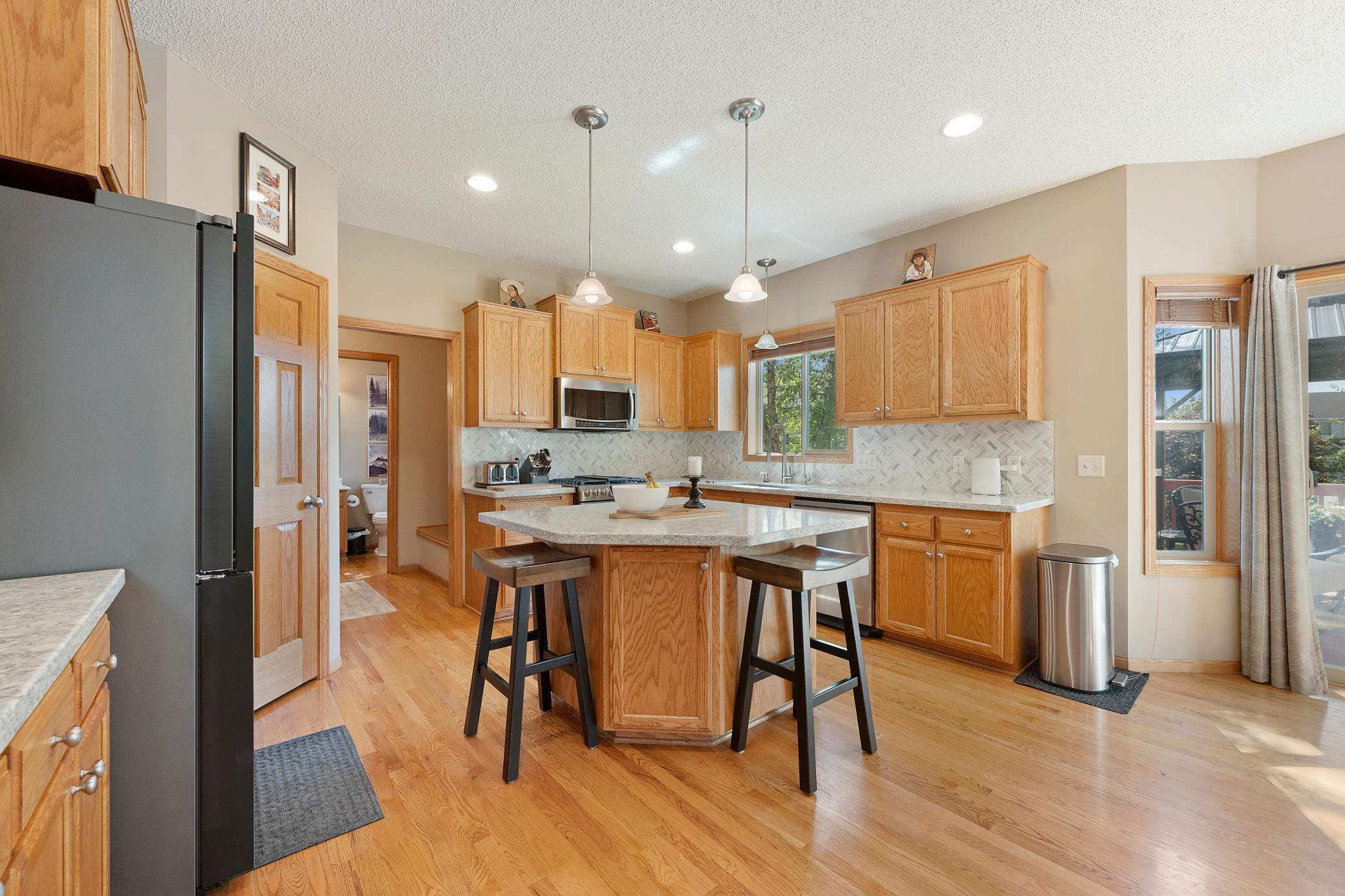 main property photo 14