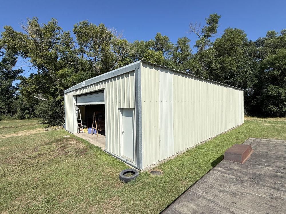 main property photo 23