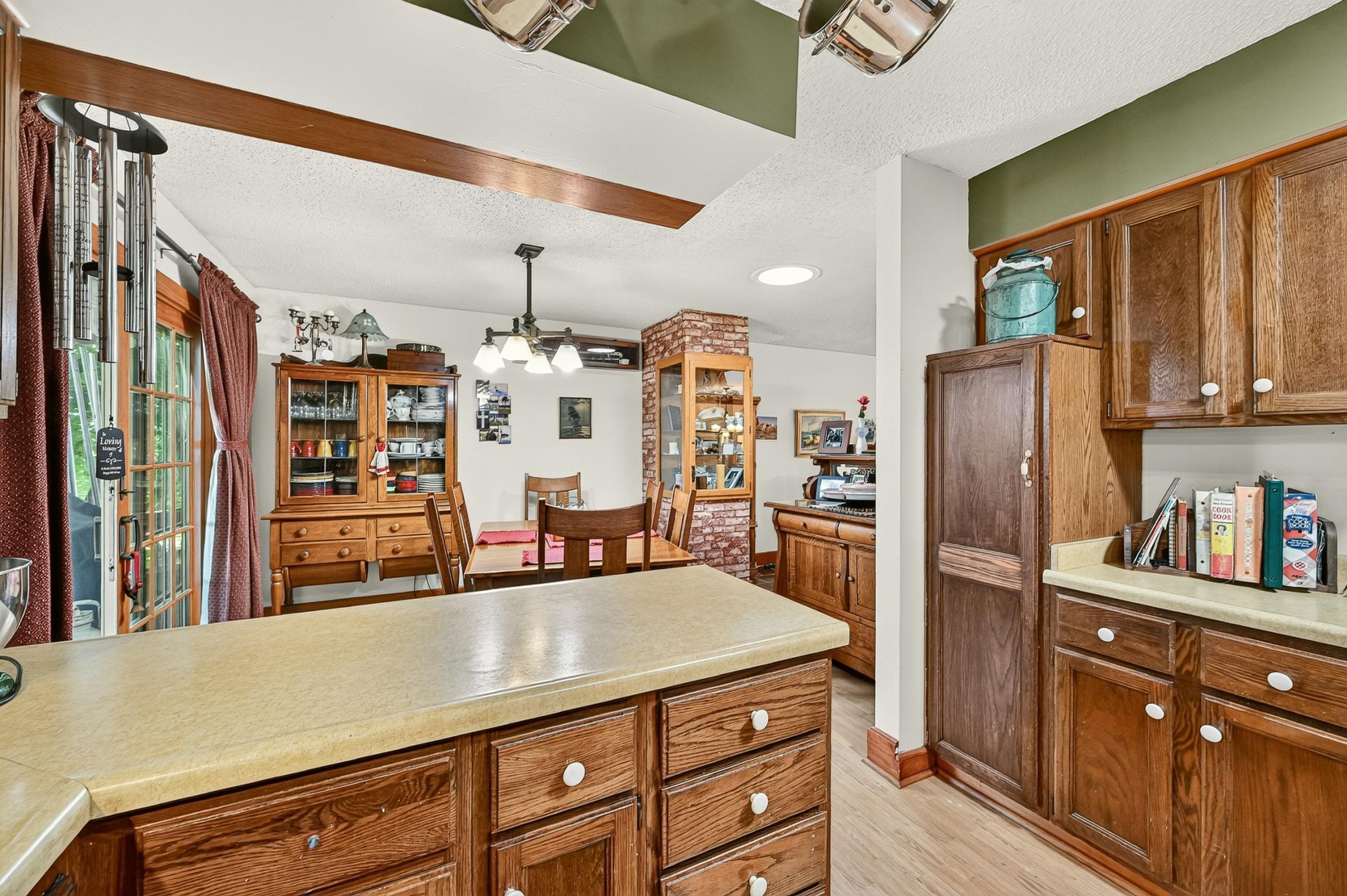 main property photo 14