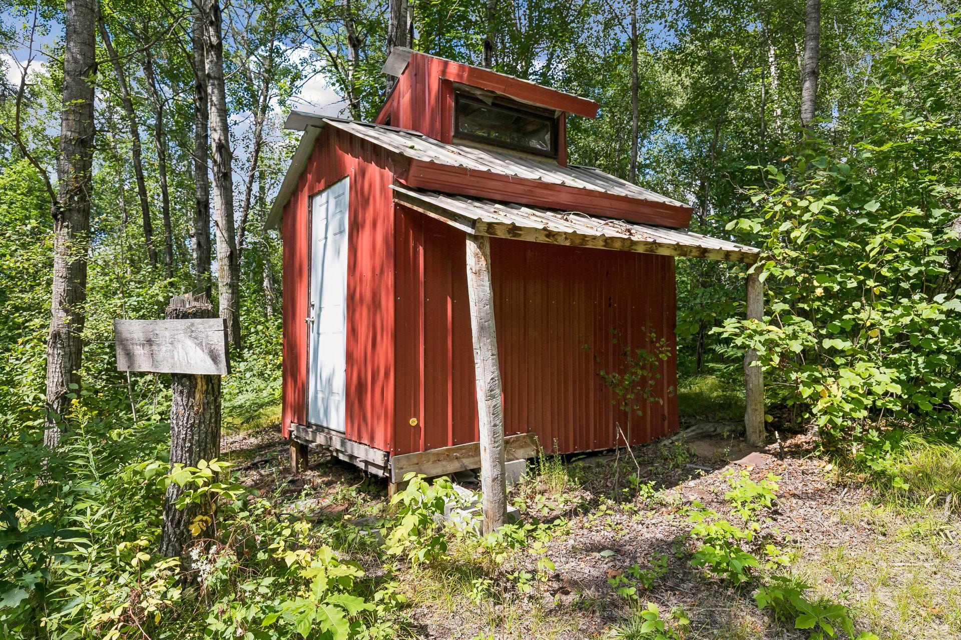 main property photo 39