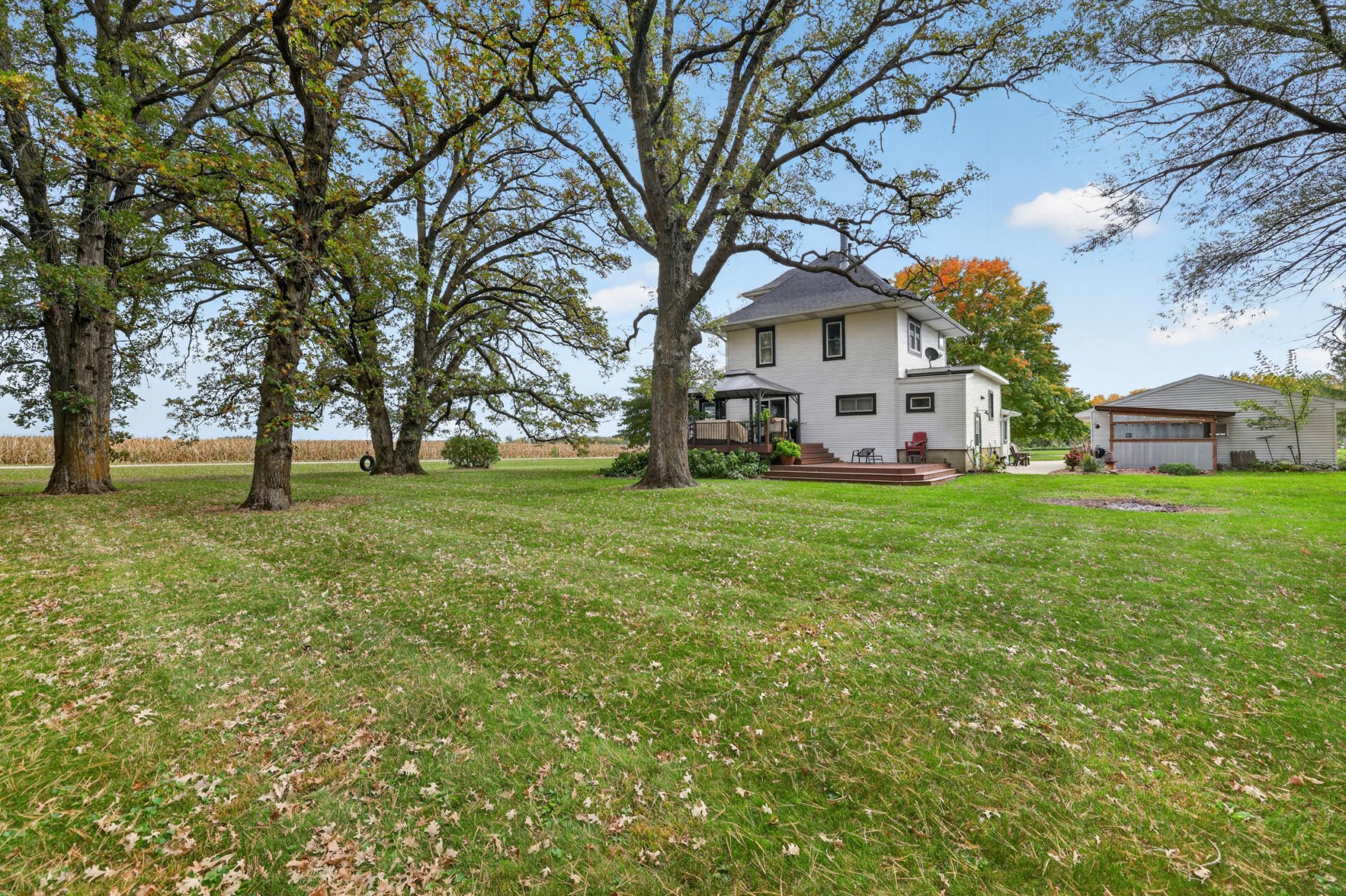 main property photo 123