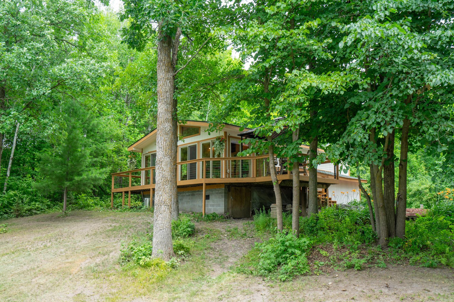 main property photo 11