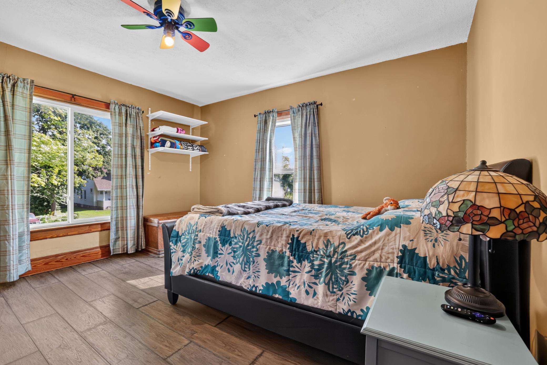 main property photo 27