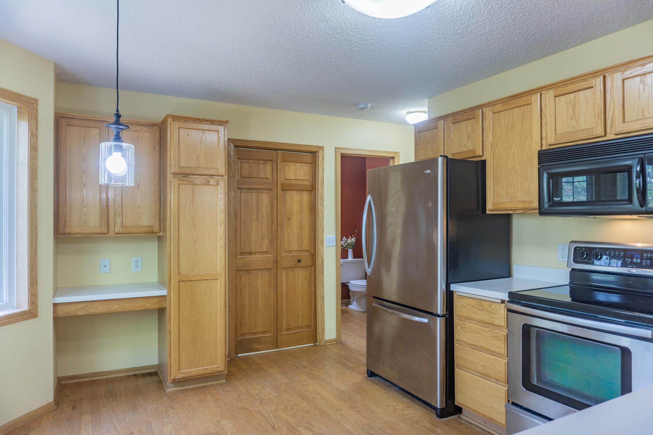 main property photo 14