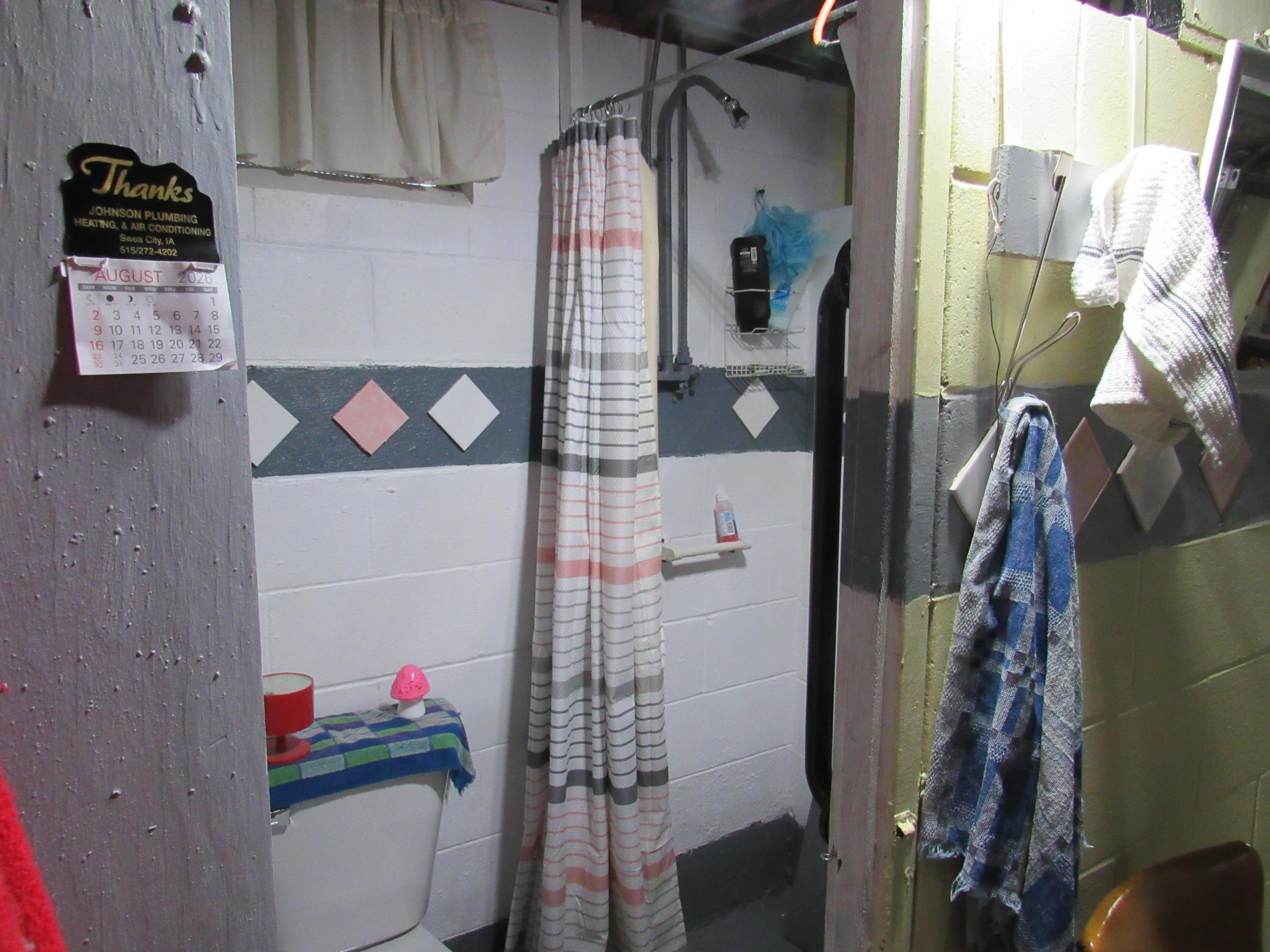 main property photo 20