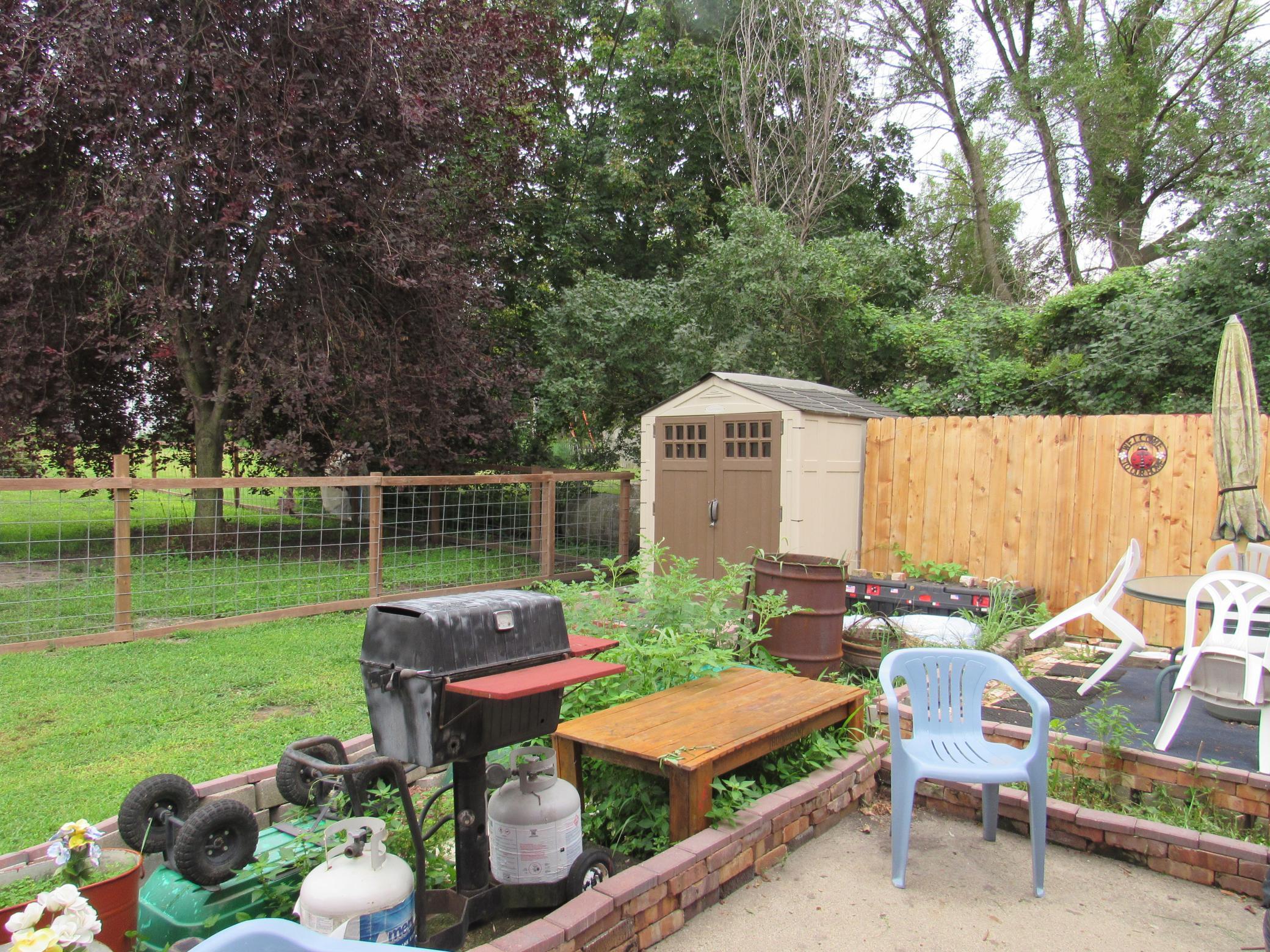 main property photo 32