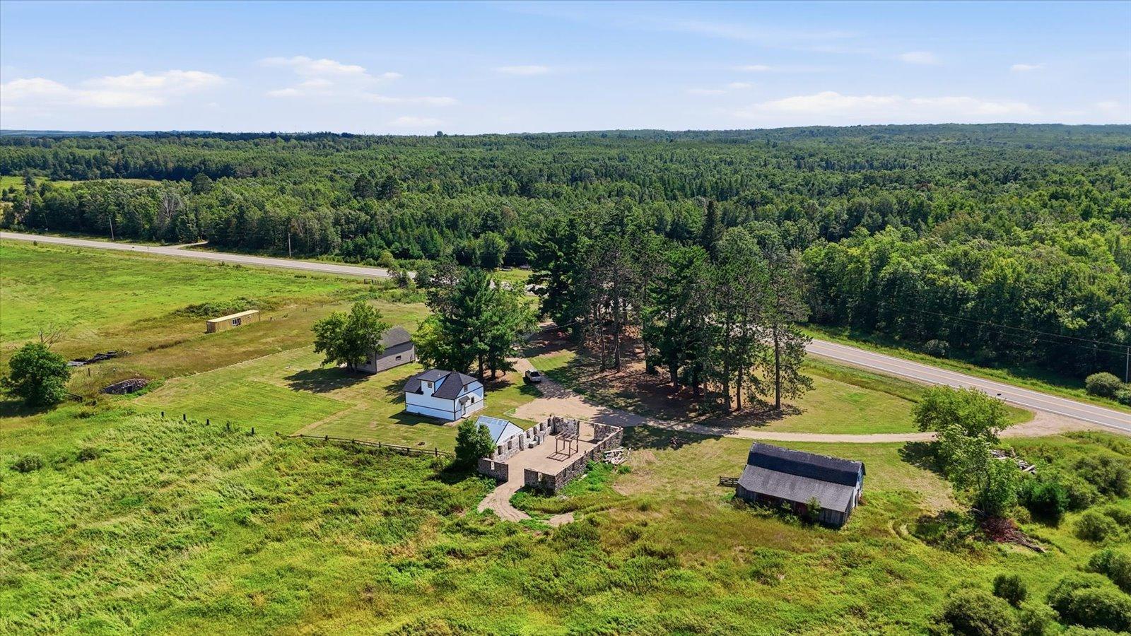 main property photo 33