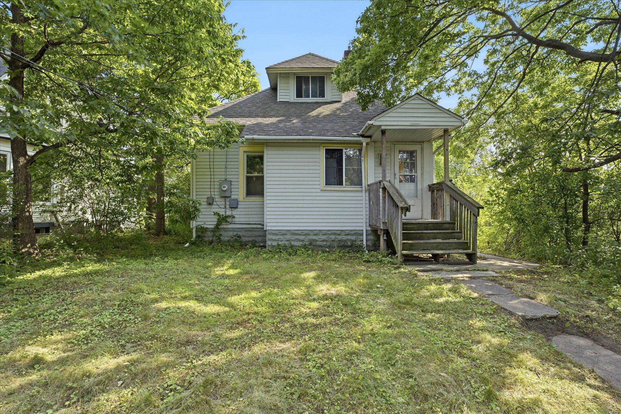 main property photo 2