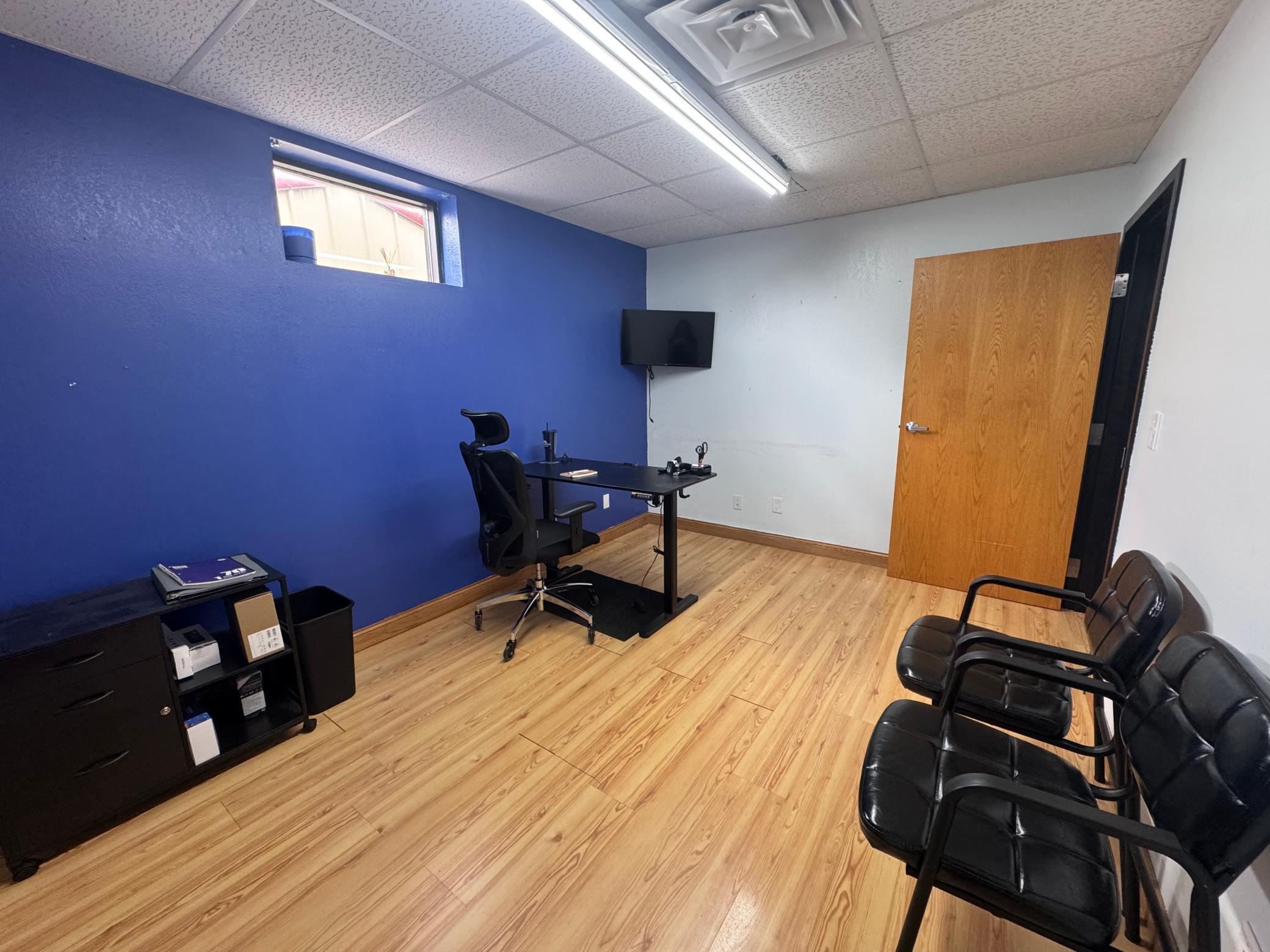 main property photo 5