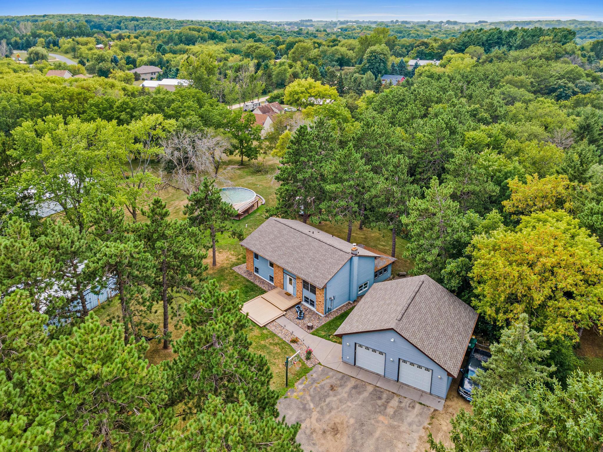 main property photo 41