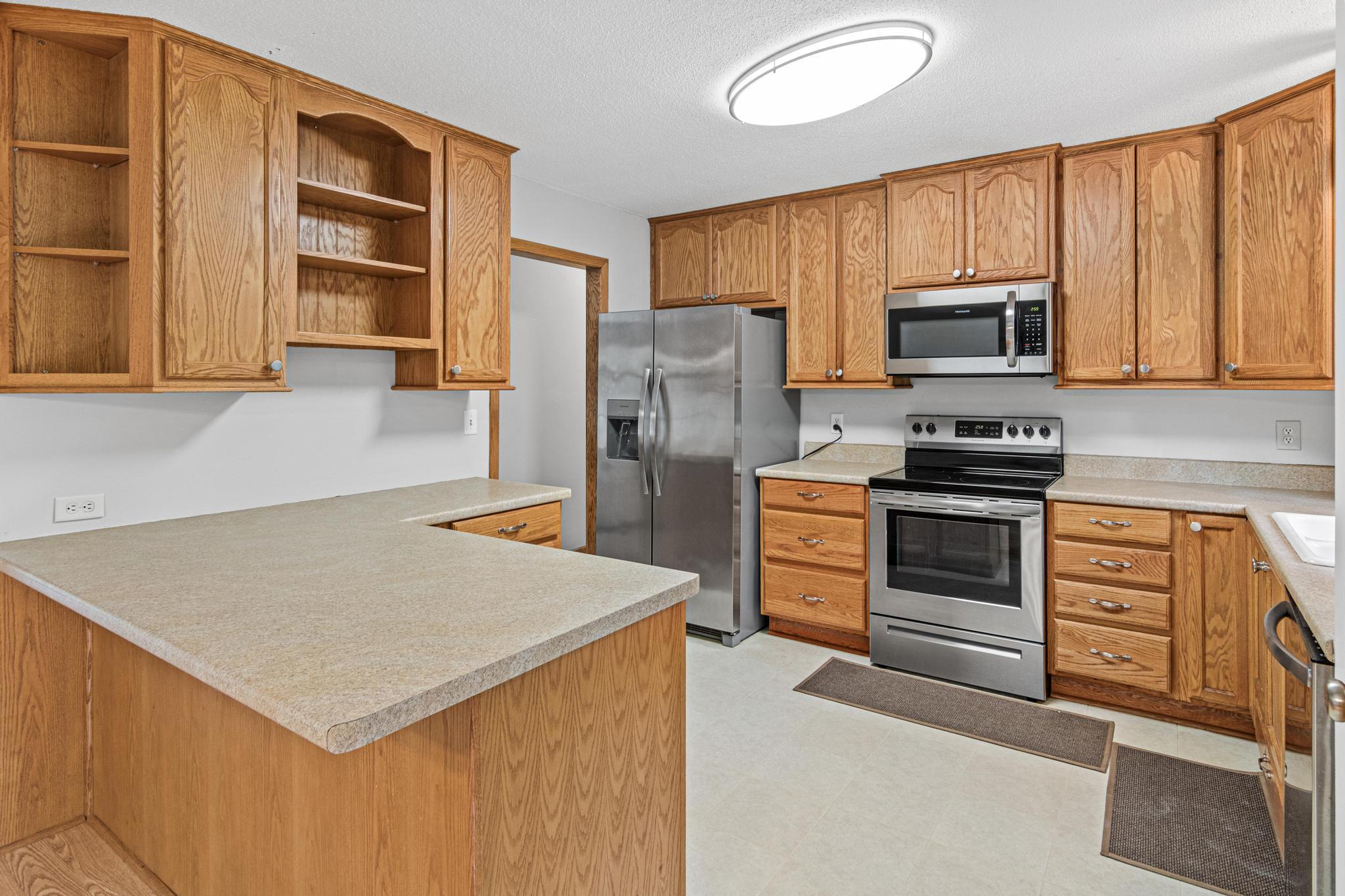 main property photo 6