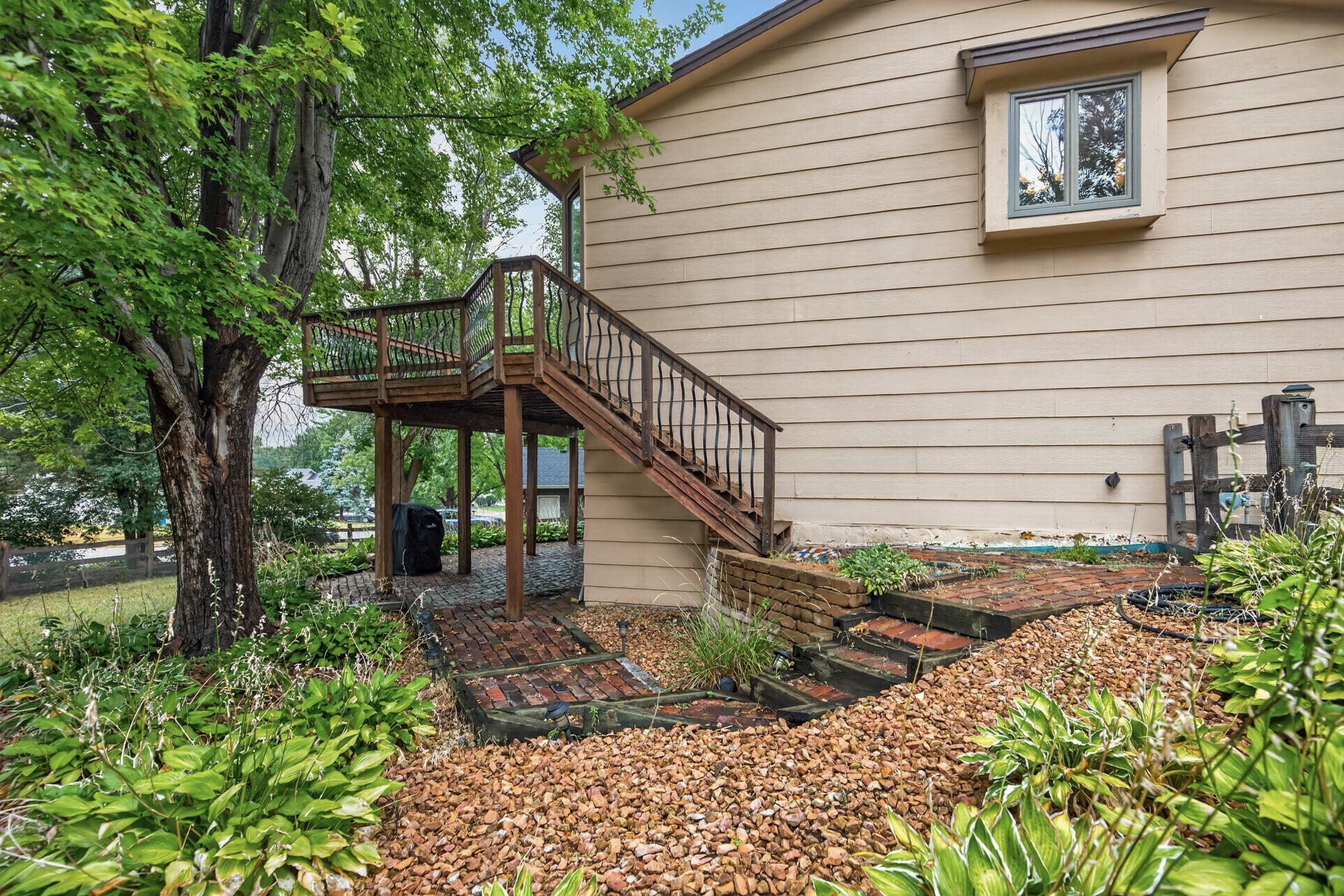 main property photo 39