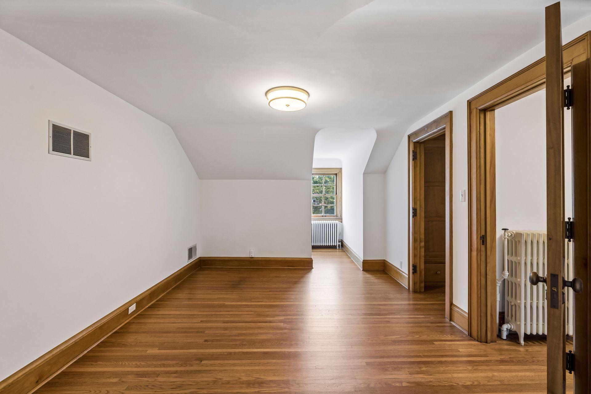 main property photo 77