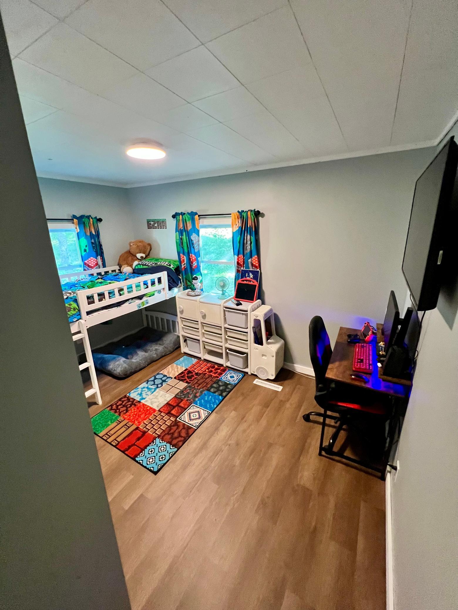 main property photo 17