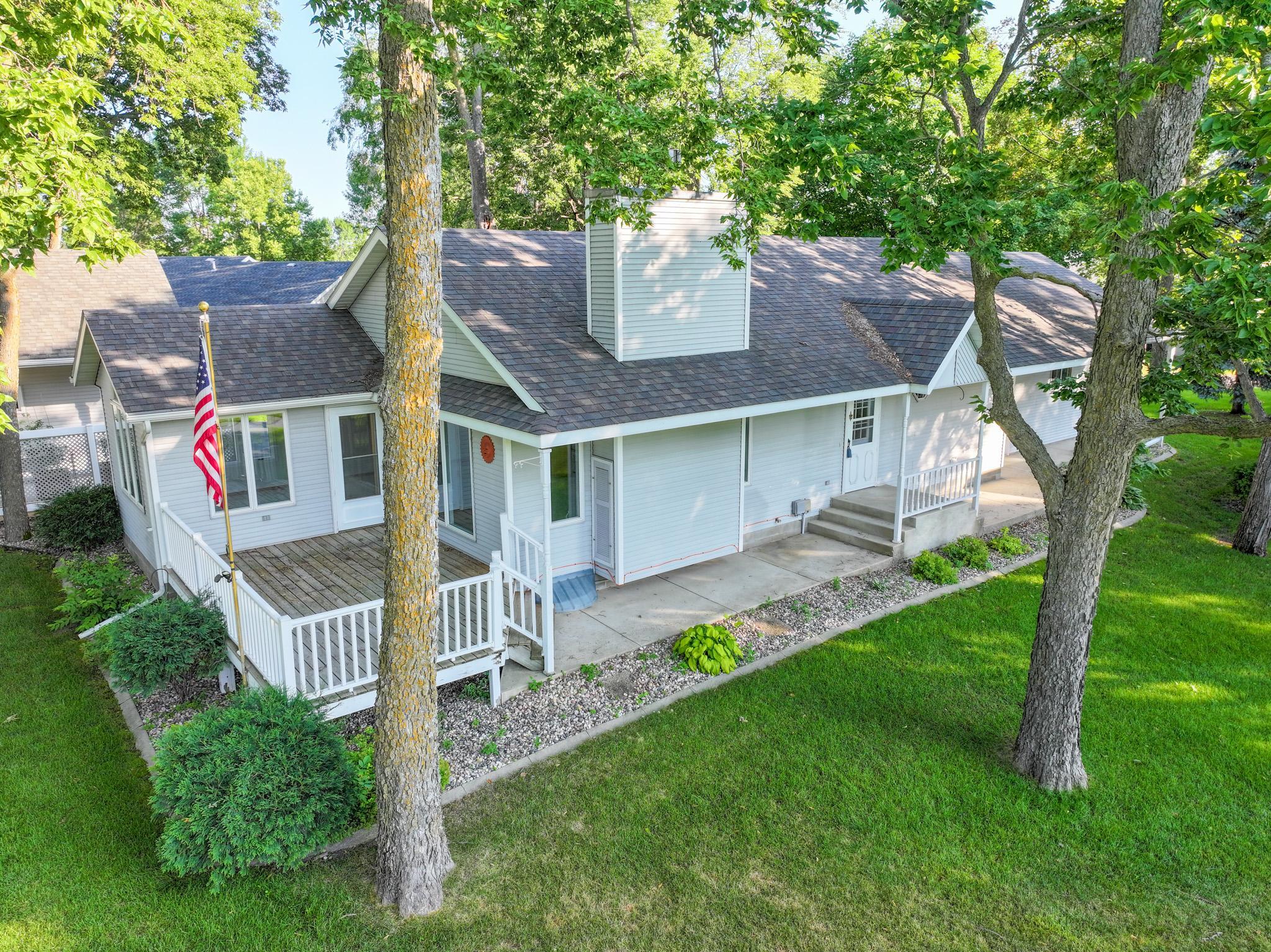 main property photo 40