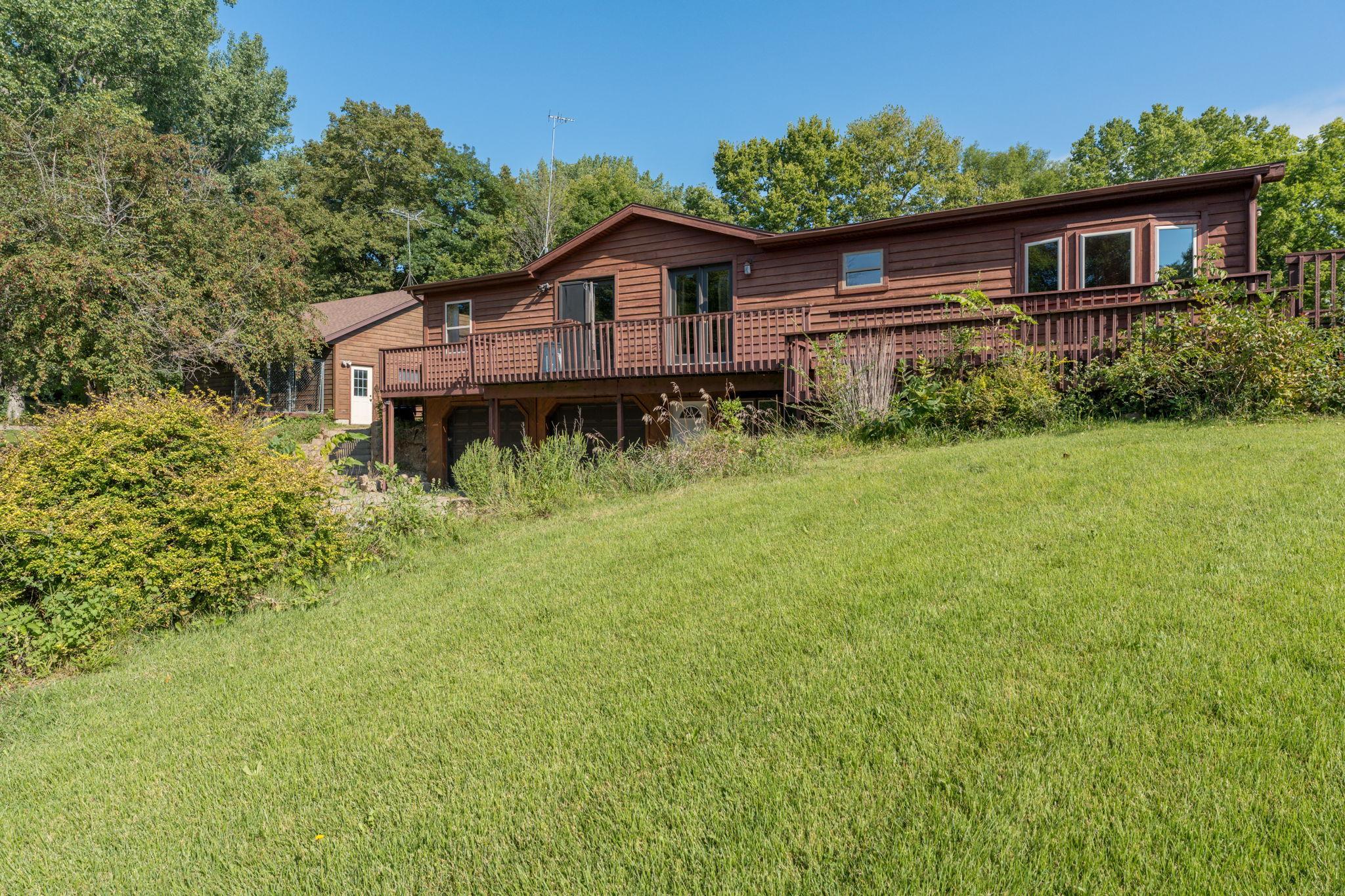 main property photo 4