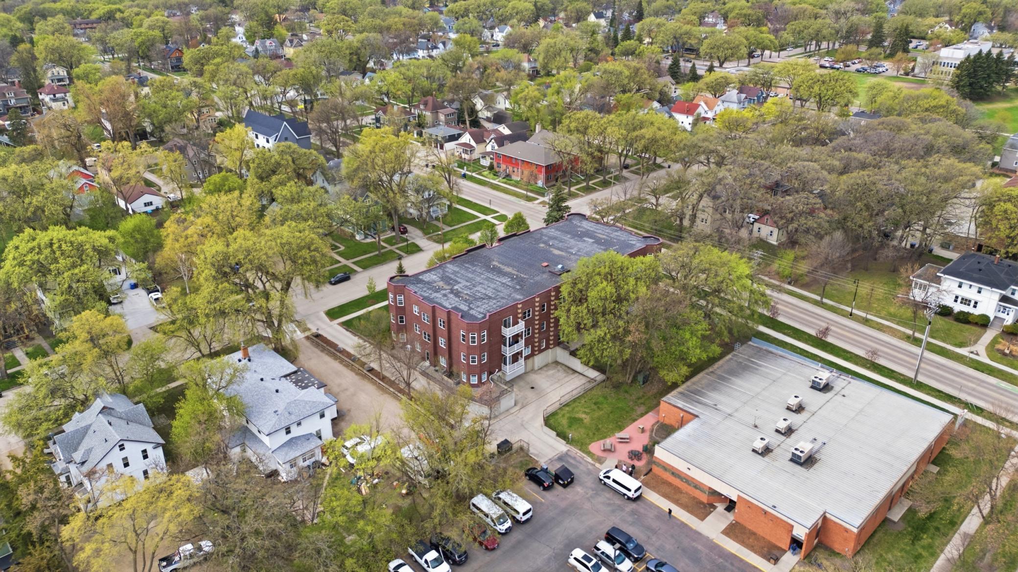 main property photo 31
