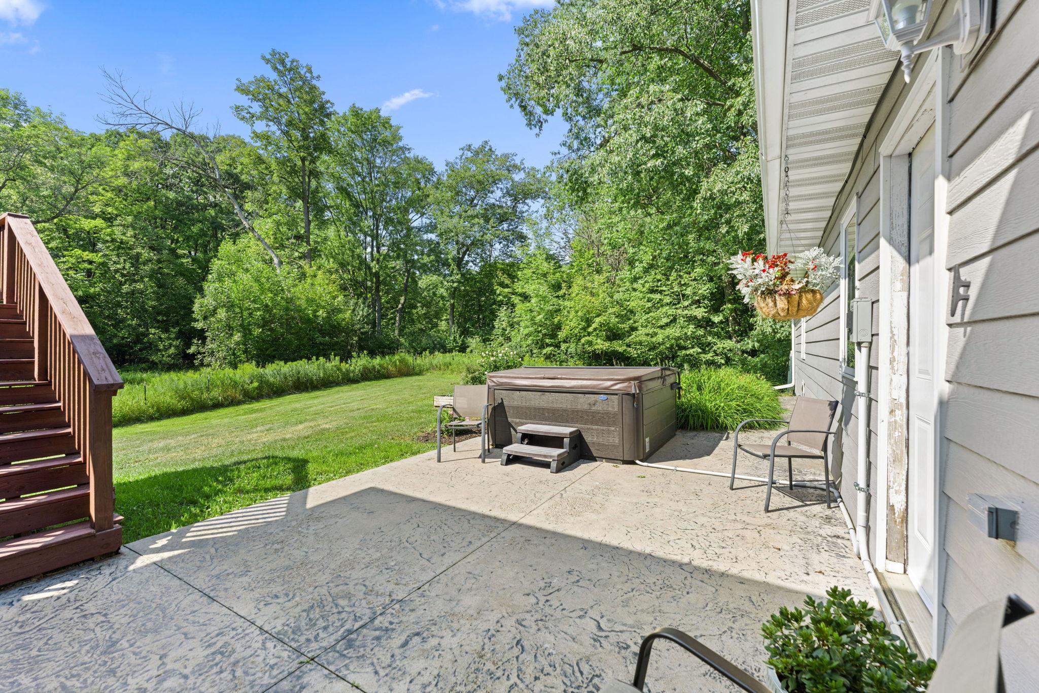 main property photo 37