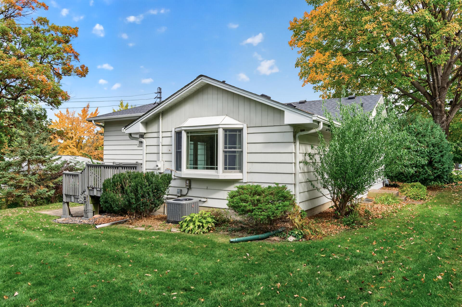 main property photo 28