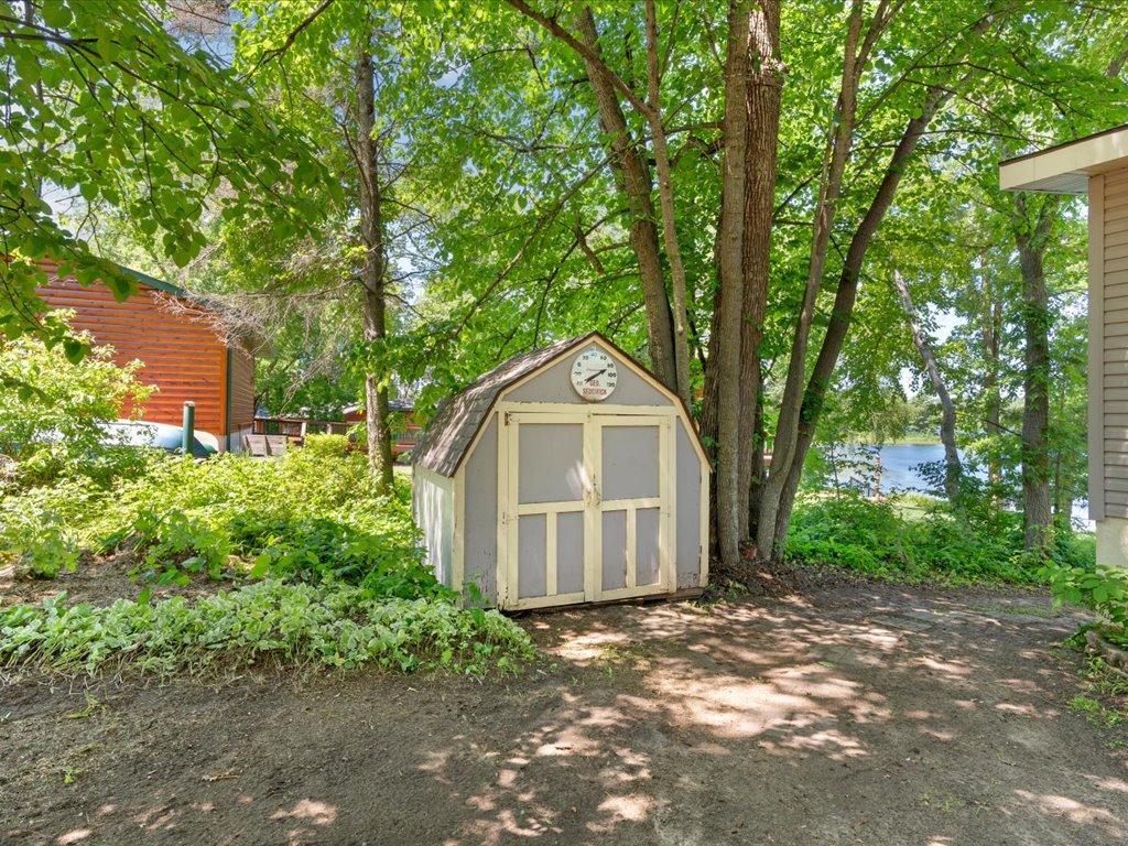 main property photo 22