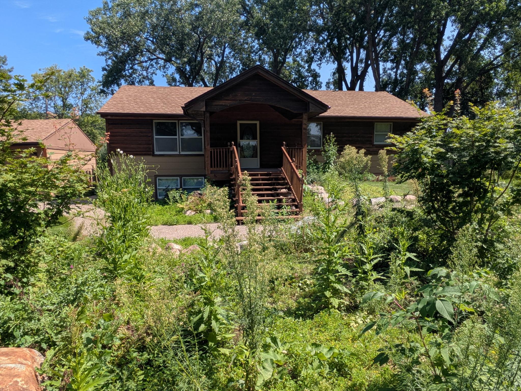 main property photo 30