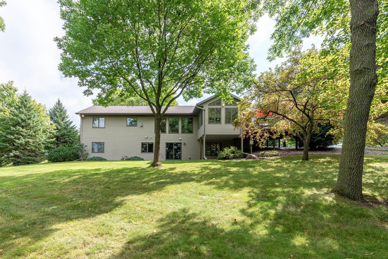 main property photo 30