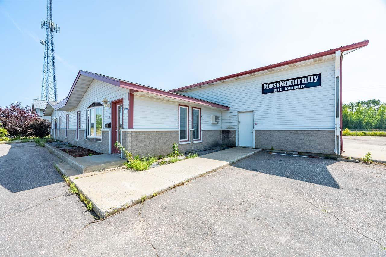 main property photo 14
