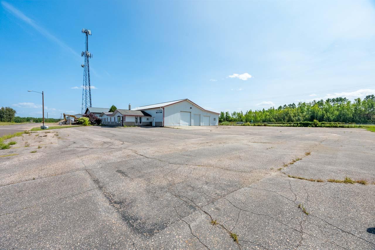 main property photo 15