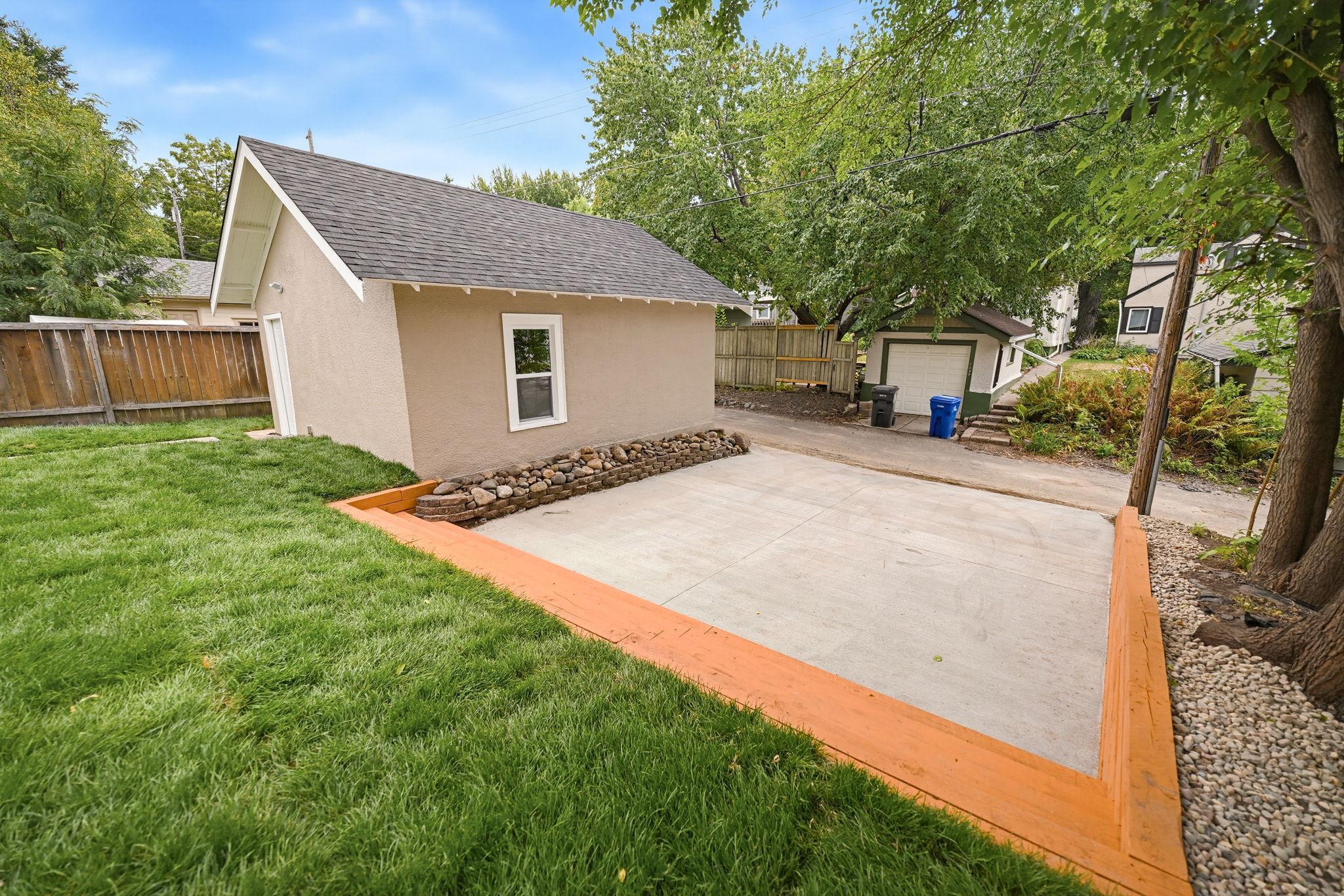 main property photo 72
